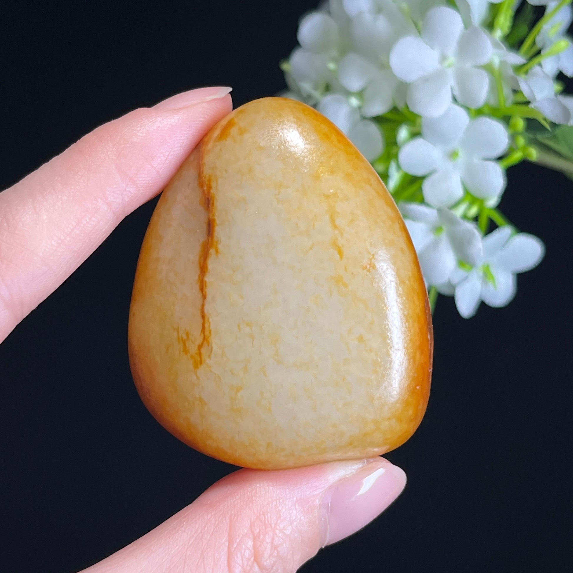 和田玉暖白种“寿桃暖玉”红皮白肉籽料（yc332290）