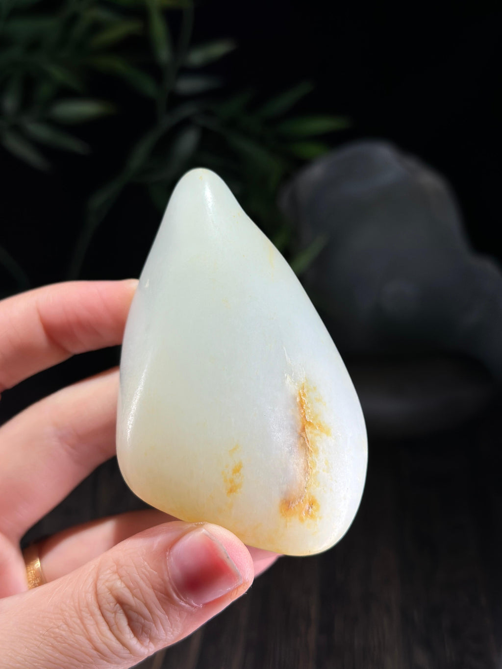 新疆和田玉珍品白玉洒金皮籽料手把件（yc712342）
