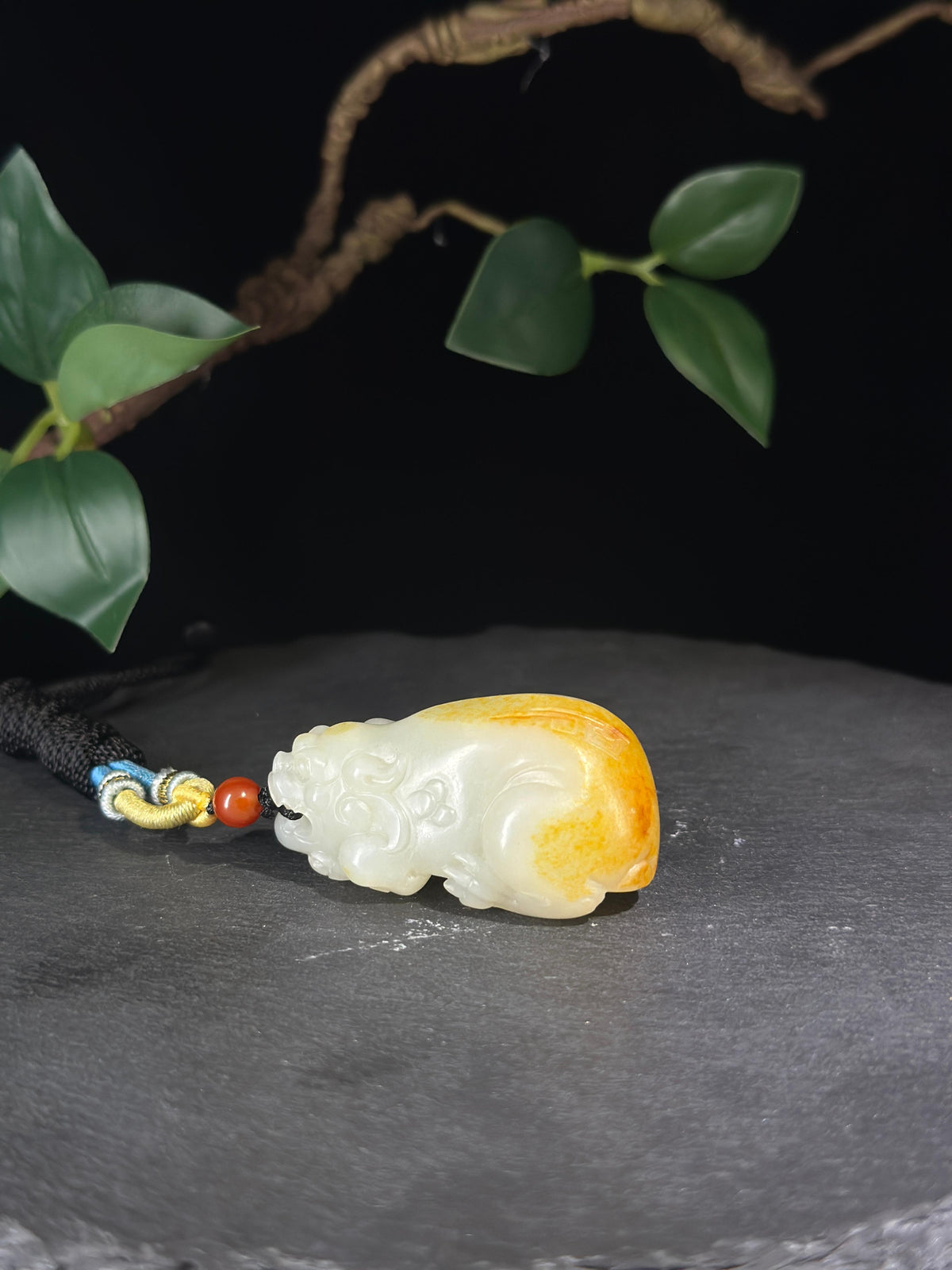 和田玉.独籽洒金皮瑞兽貔貅吊坠（yc786128）
