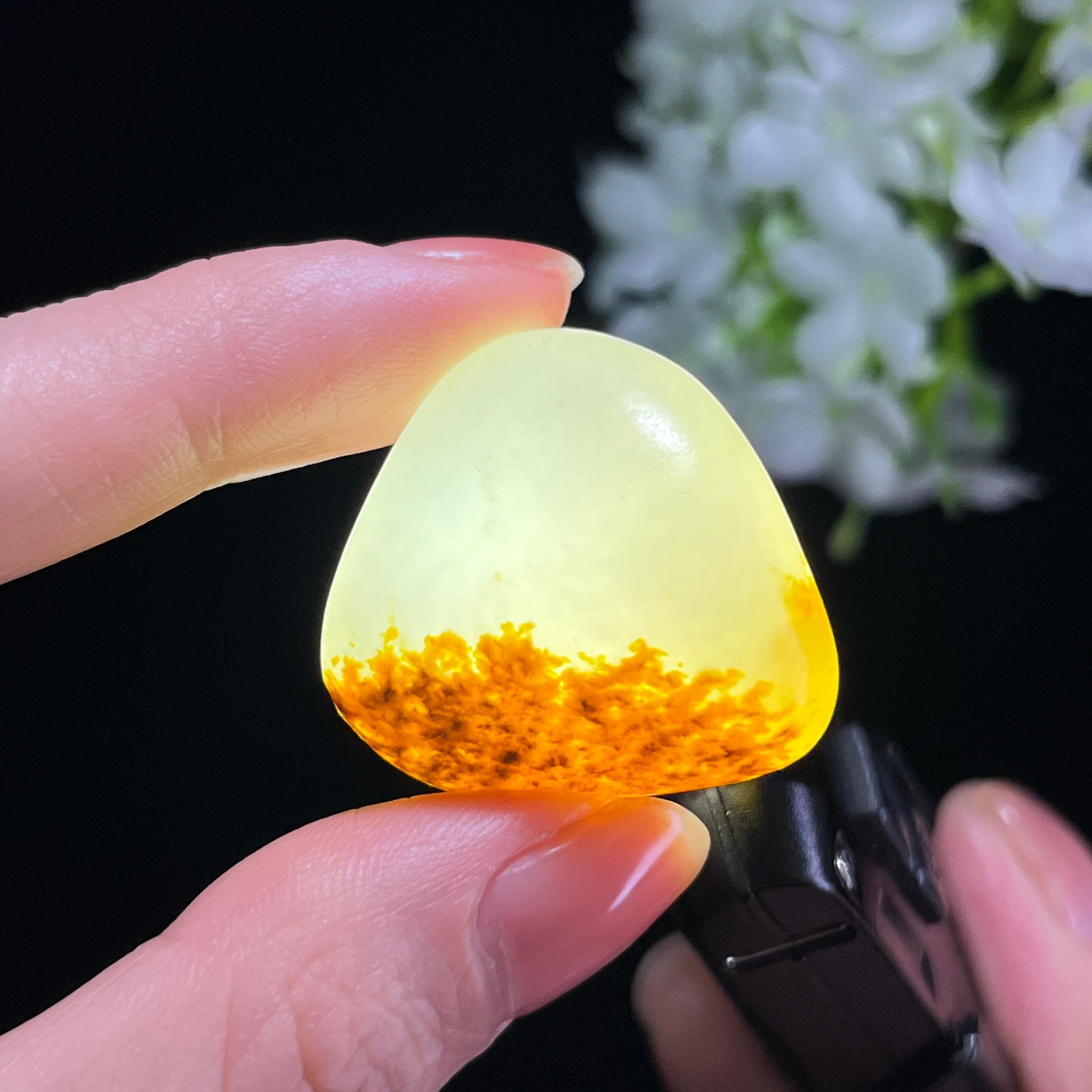 新疆天然和田玉白玉聚红皮籽料（yc345155）