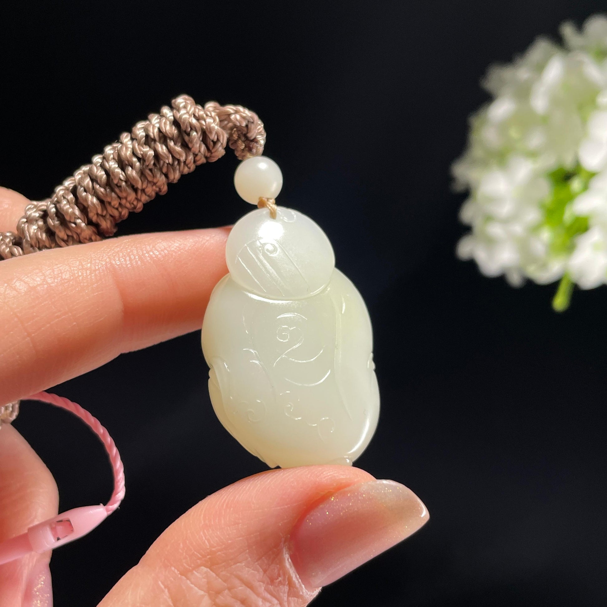 新疆天然和田玉白玉弥勒雕刻挂件（yc360342）