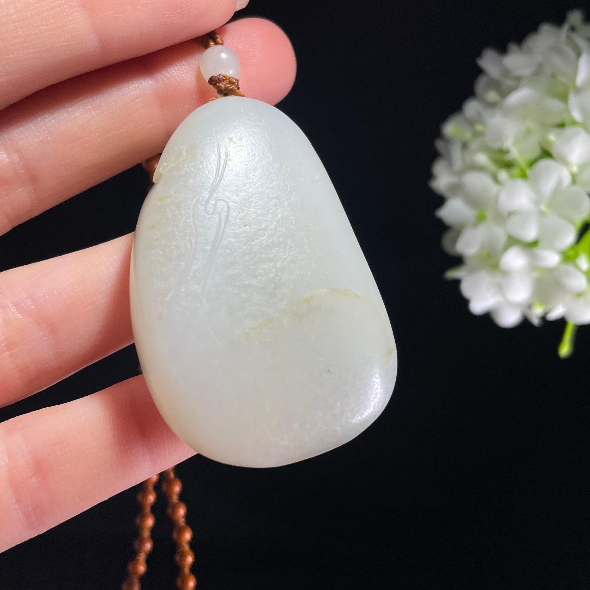 和田玉白玉淡洒金皮籽料观音牌挂件（yc389329）