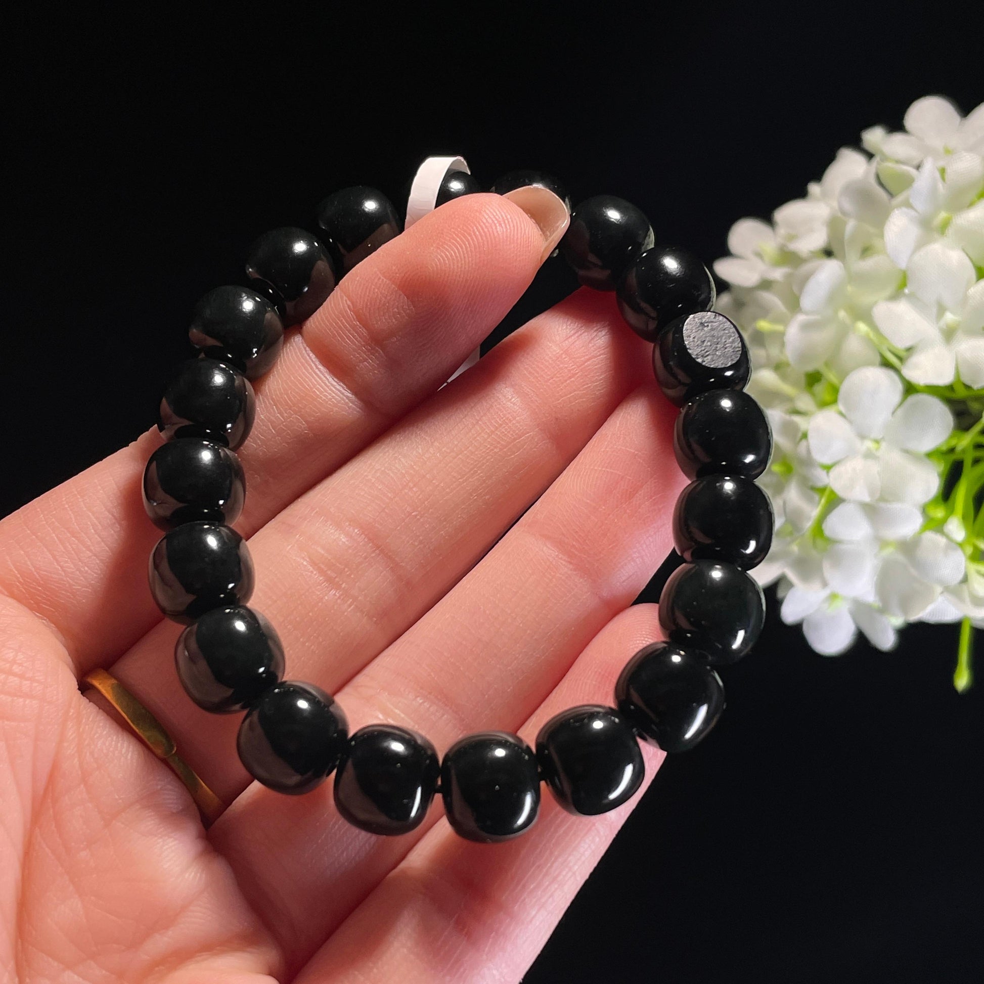 和田玉“静影凝珠”黑青籽料手串（yc311135）