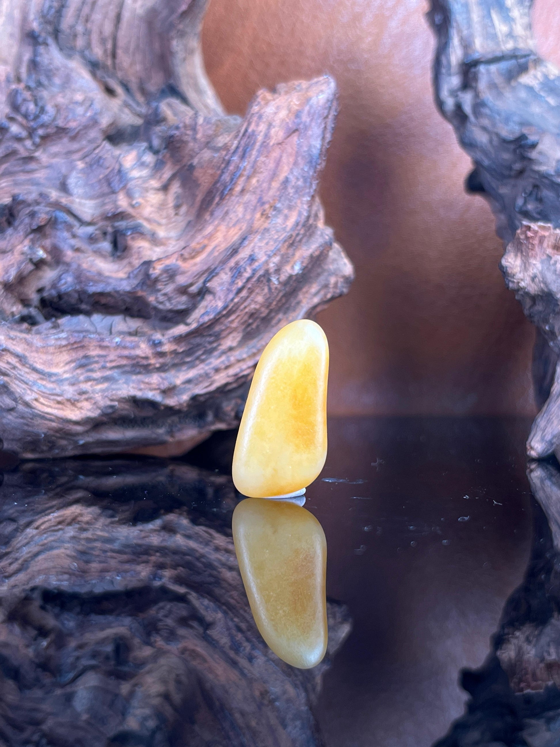 天然黄沁和田玉籽料原石挂件吊坠（yc227917）