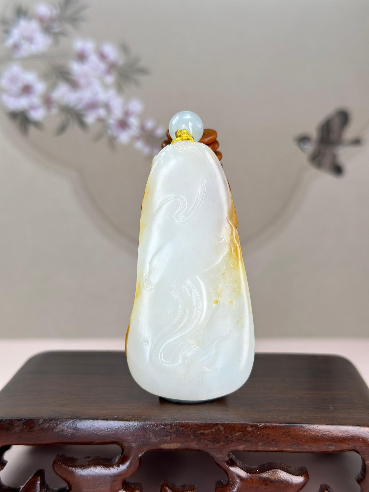 珍品新疆和田玉聚红皮白玉籽料祥龙挂件（yc765846）