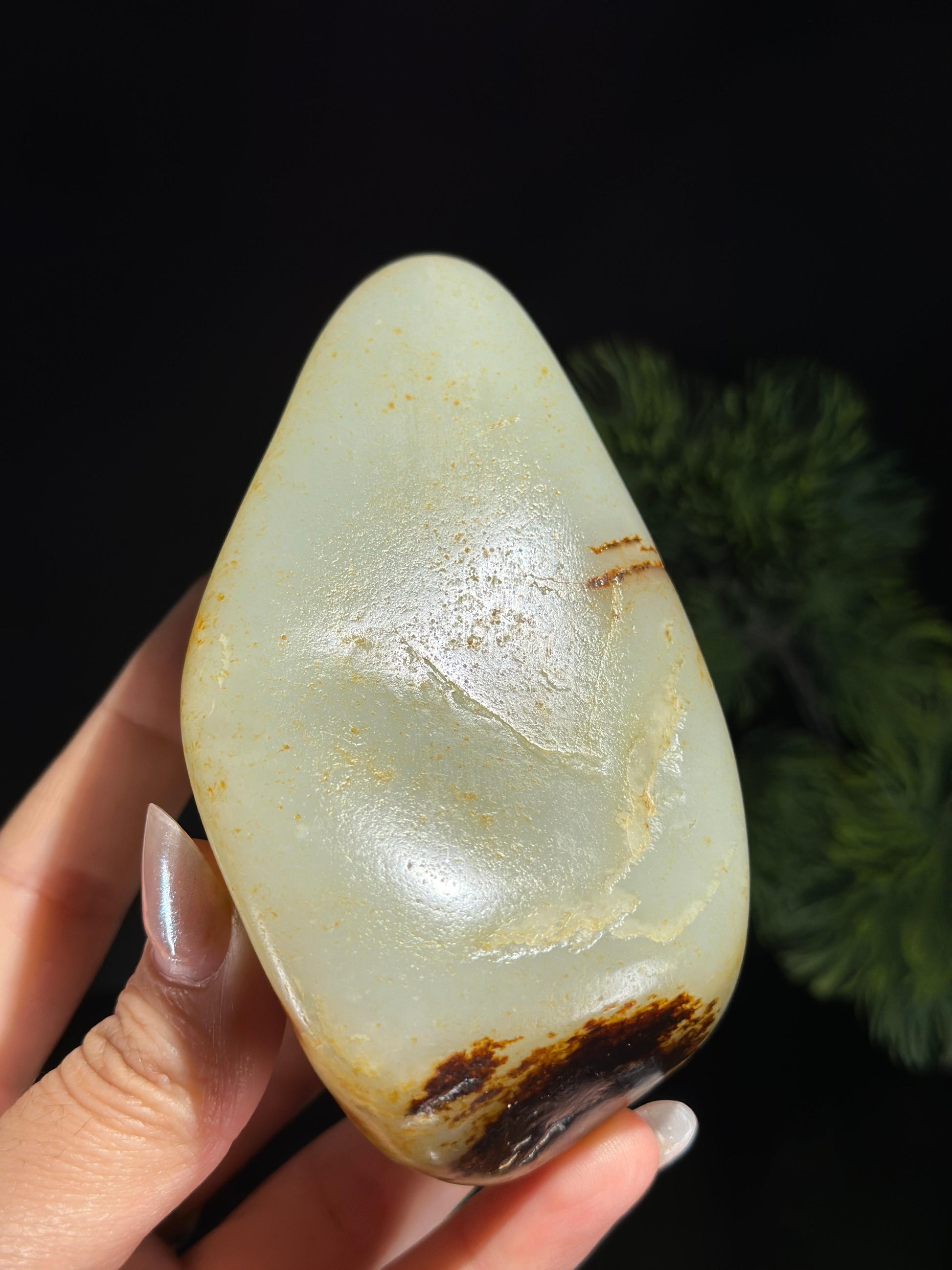 新疆和田玉青白种洒金皮黑红皮籽料（yc486969）