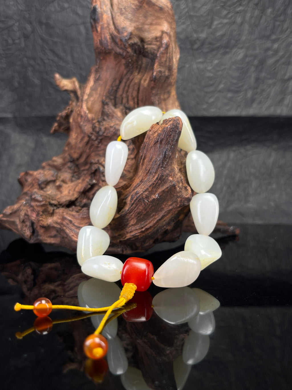 新疆和田玉天然籽料原石手串原籽原皮（yc232496）