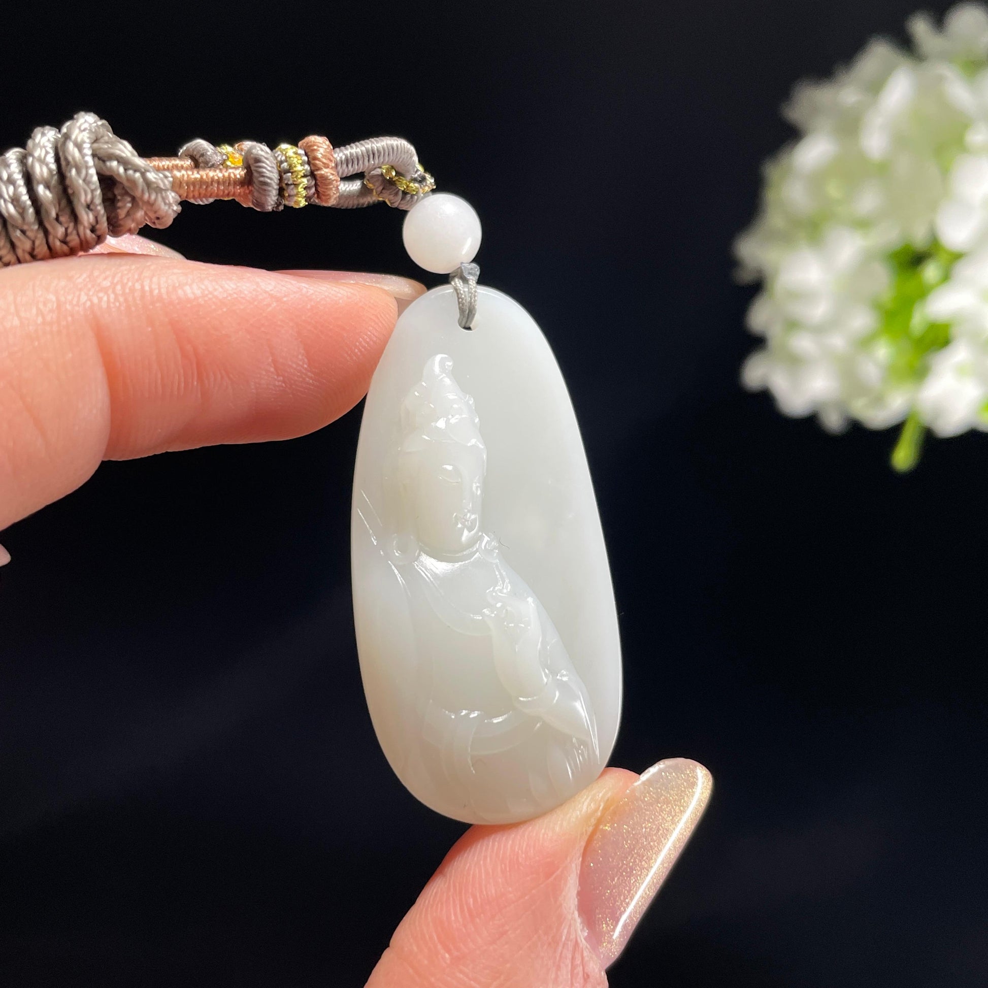 新疆和田玉米达料白玉观音雕刻挂件（yc365299）