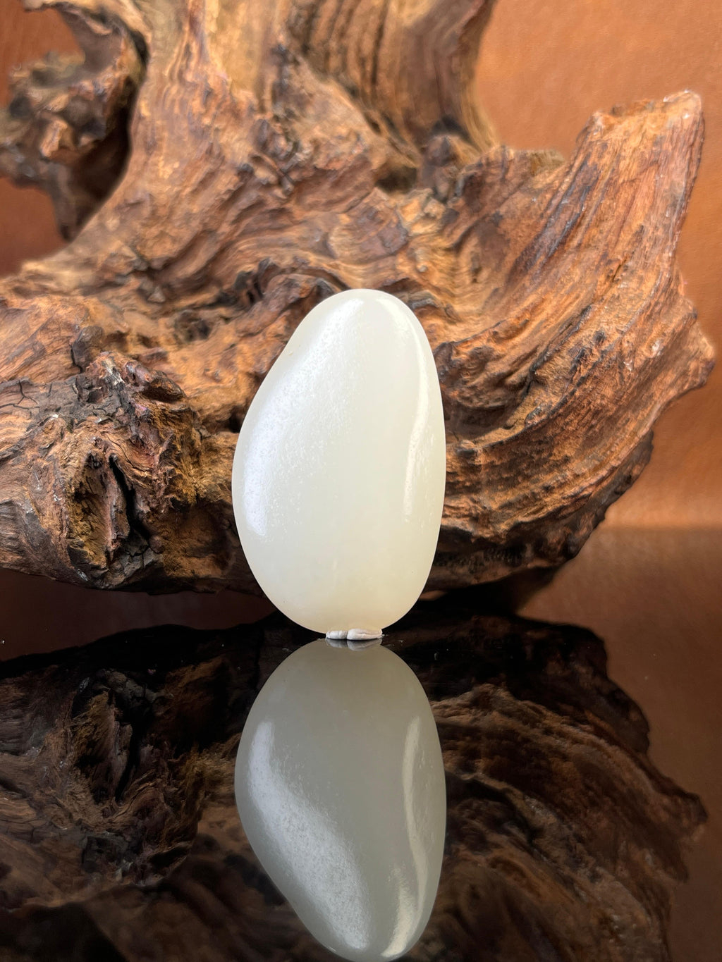 新疆和田玉一级白籽料原石挂件（yc228175）