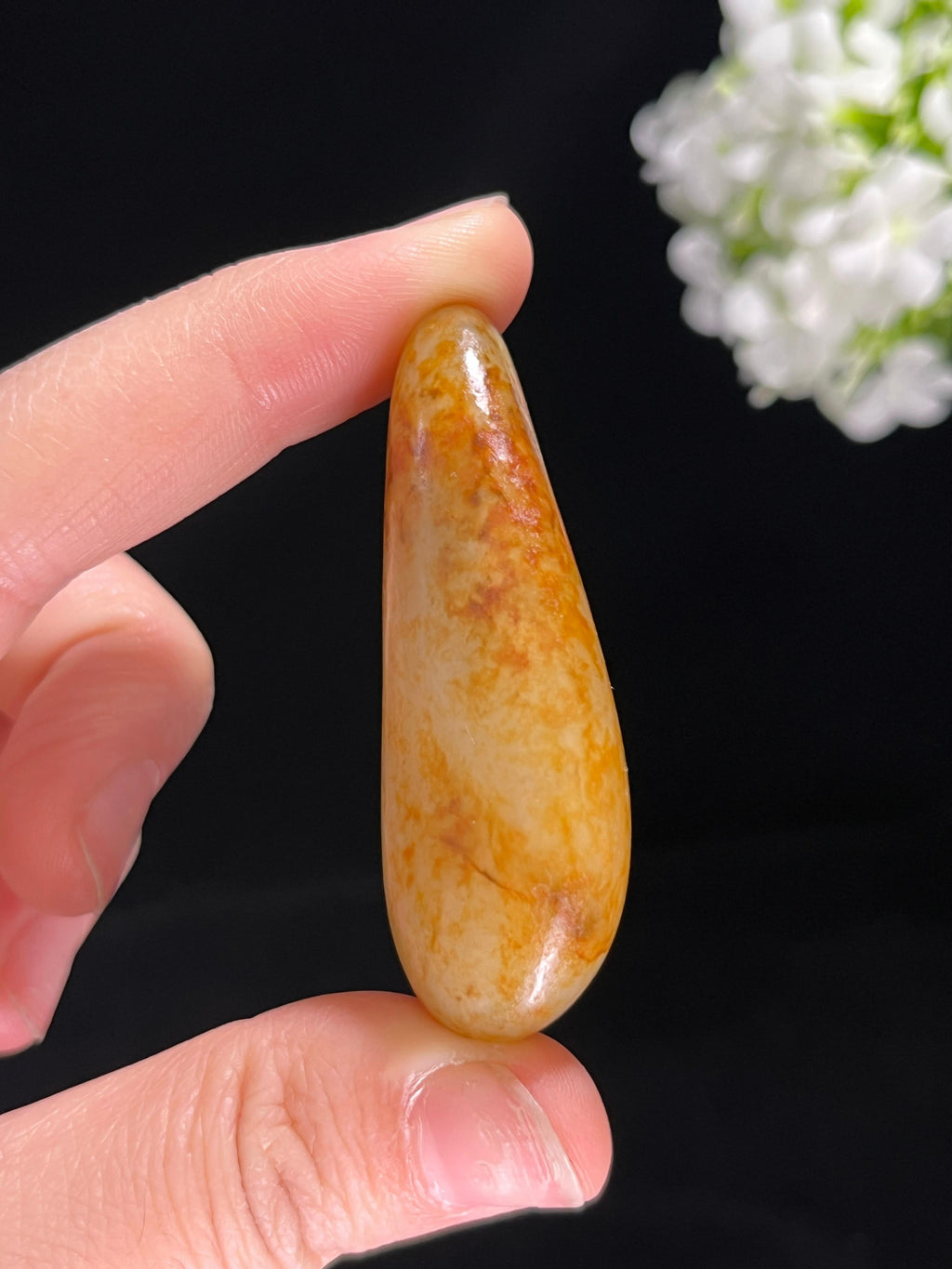 新疆和田玉洒金皮籽料原石挂件（yc255470）