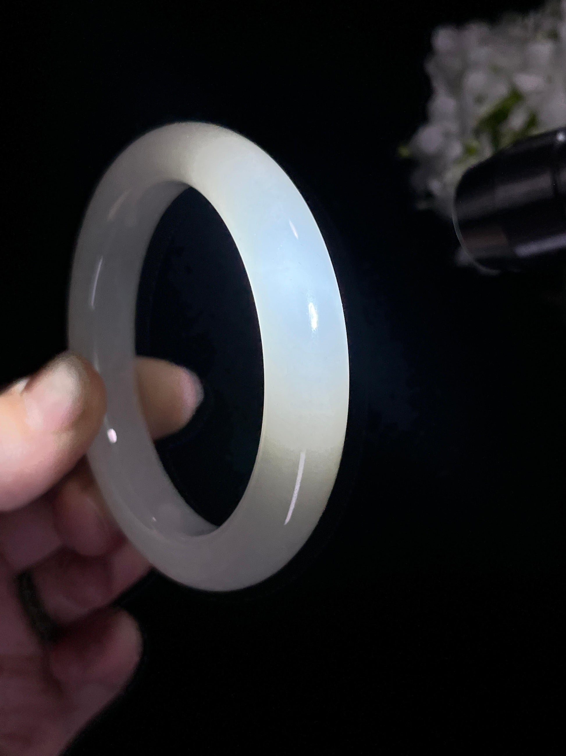 新疆天然和田玉羊脂白玉手镯精品1（卡56）（yc258324）