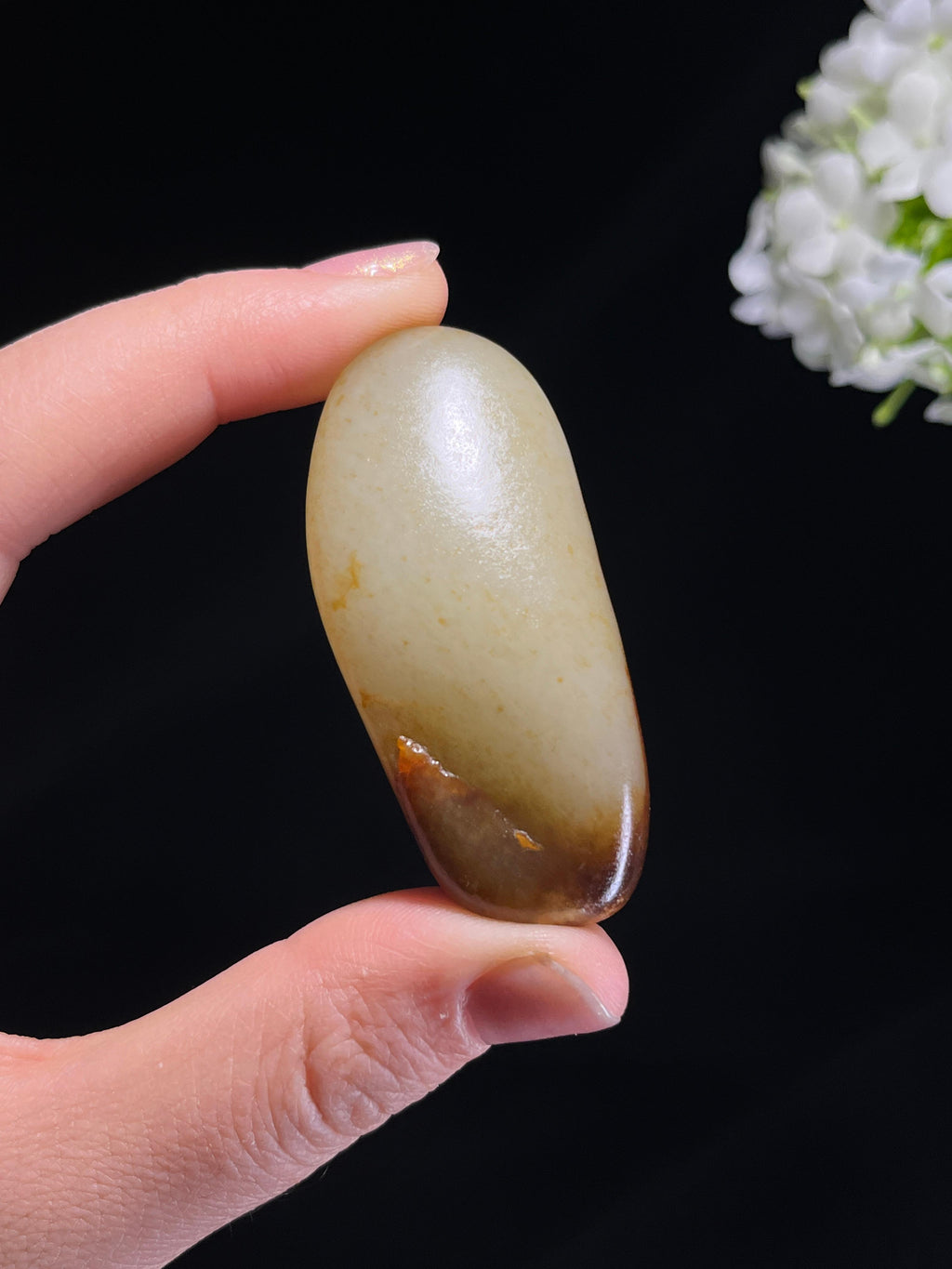 新疆天然和田玉籽料原石聚红皮挂件（yc262842）