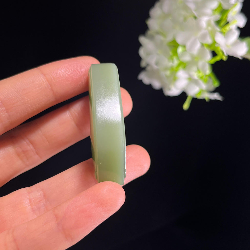 新疆天然和田玉沙枣青无事牌（yc353680）