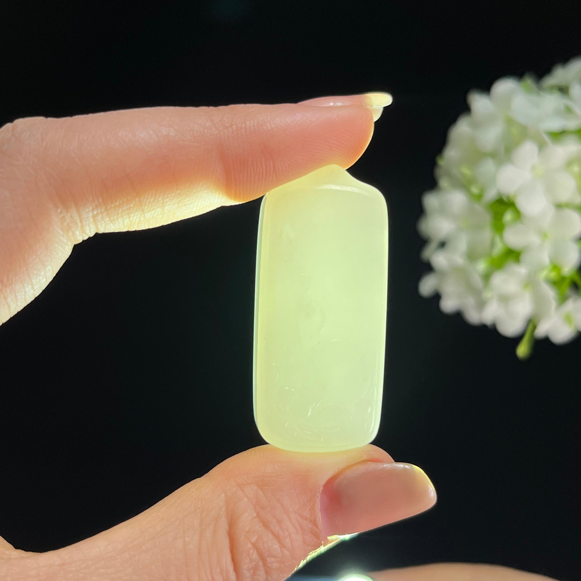 s，和田玉白玉莲花雕花挂件（yc379904）