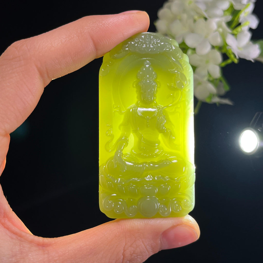 新疆天然和田玉沙枣青观音雕刻挂件（yc353797）