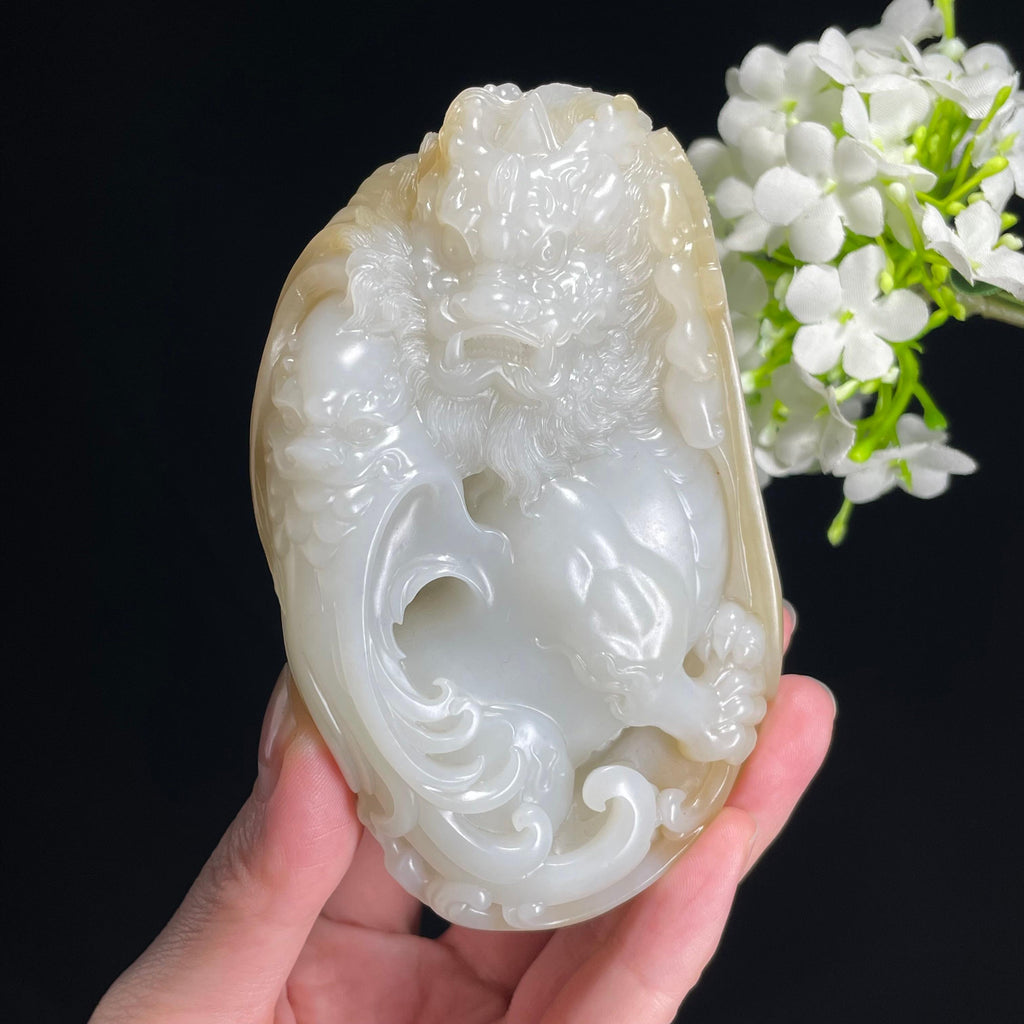 A新疆天然和田玉“双龙护主”且末糖白料手把件（yc309495）