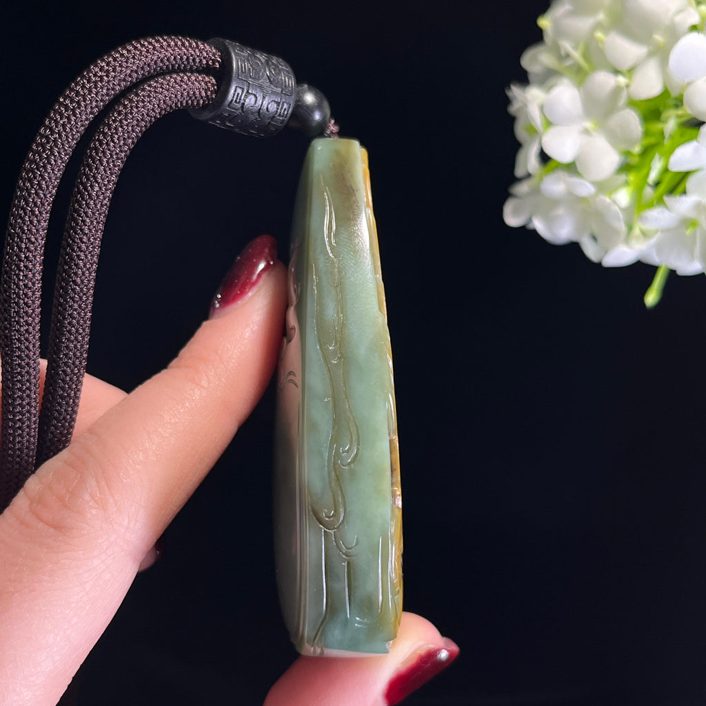 和田玉沙枣青“凤仪天下”红皮籽料凤凰雕刻（yc333870）