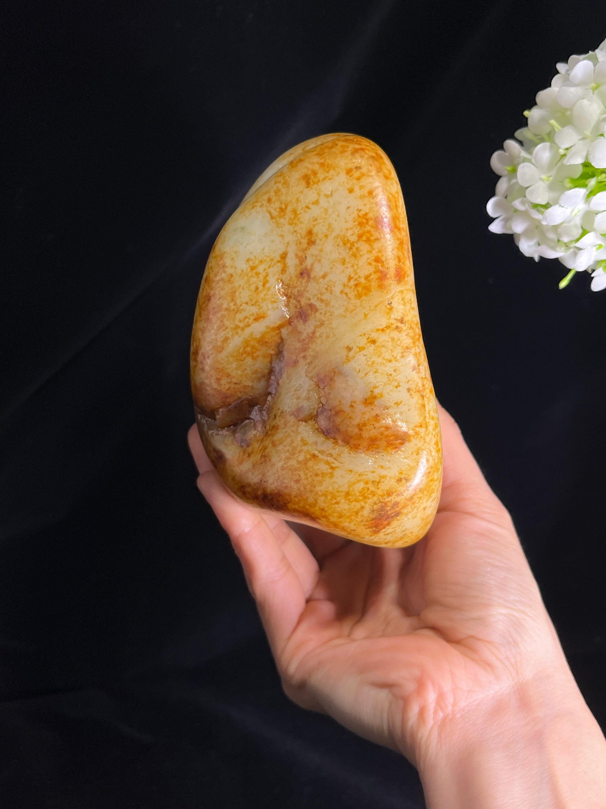 新疆天然和田玉籽料原石洒金皮摆件（yc269647）