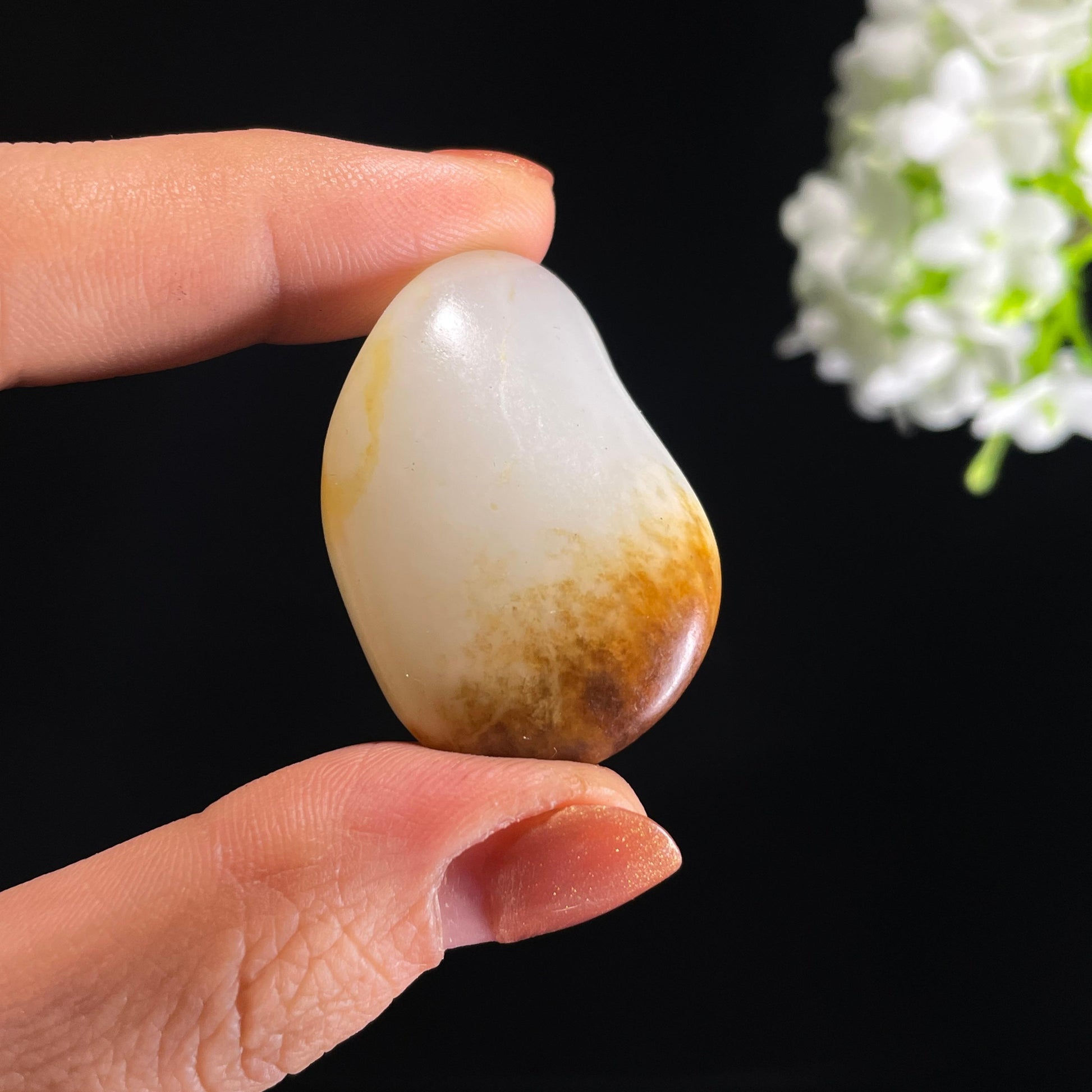 新疆天然和田玉黑红皮籽料（yc403832）