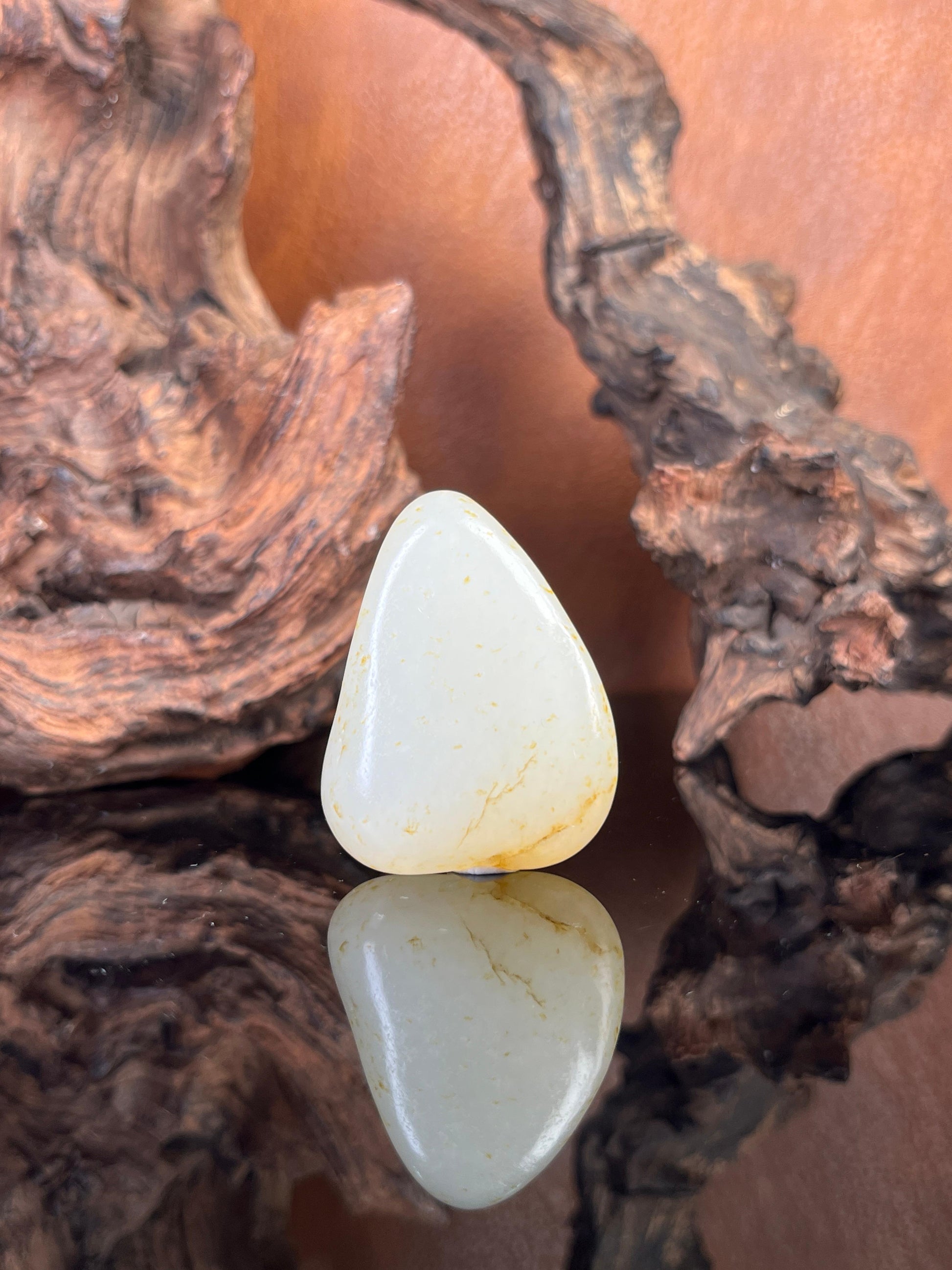 天然和田玉光白籽料原石洒金皮吊坠精品（yc227477）