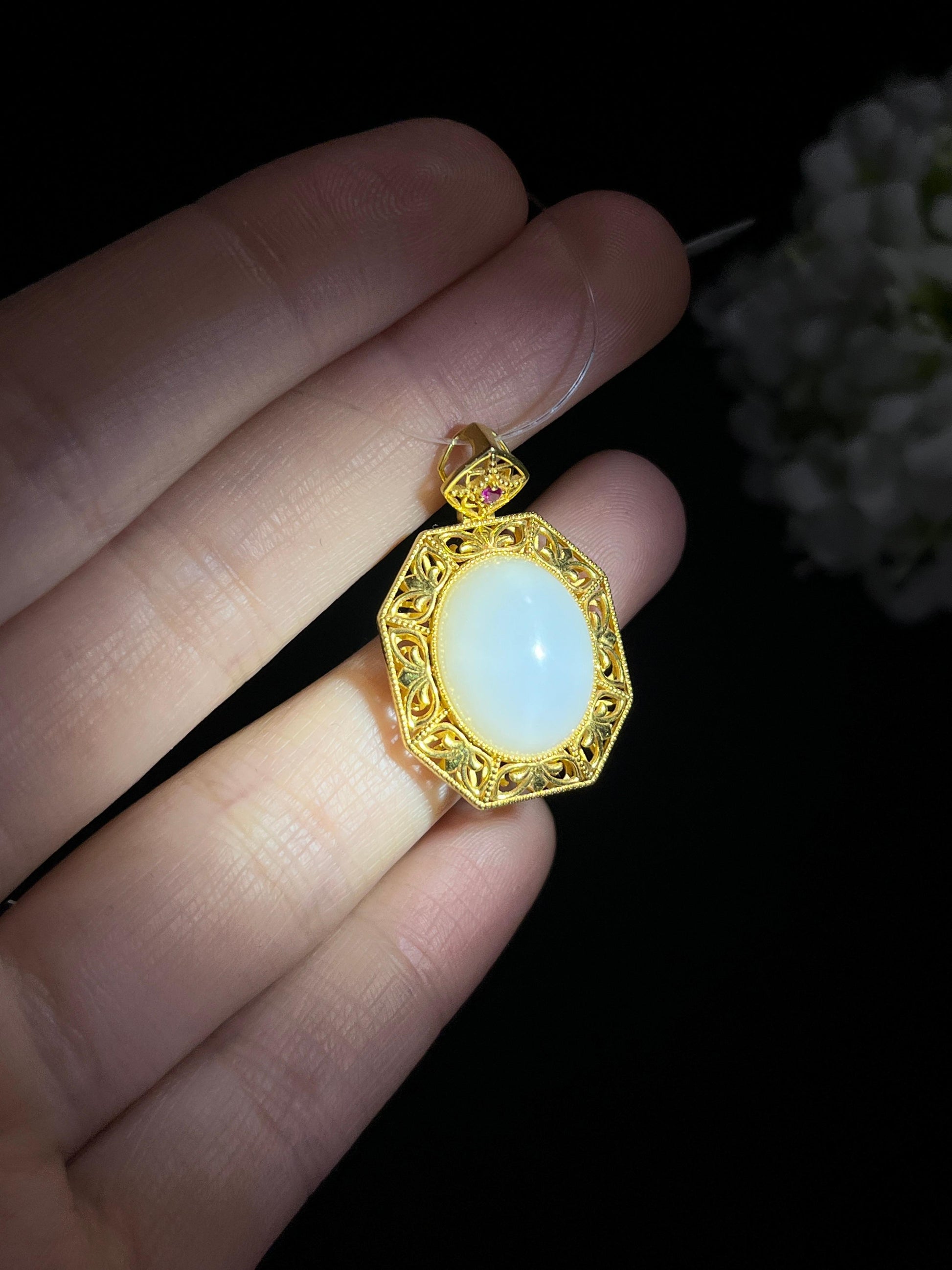 新疆天然和田玉羊脂白玉18k金镶吊坠（yc260368）