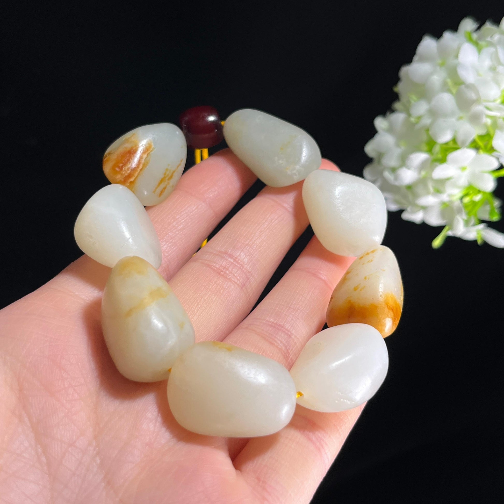 新疆天然和田玉“玉串丹砂”洒金皮籽料手串（yc281648）