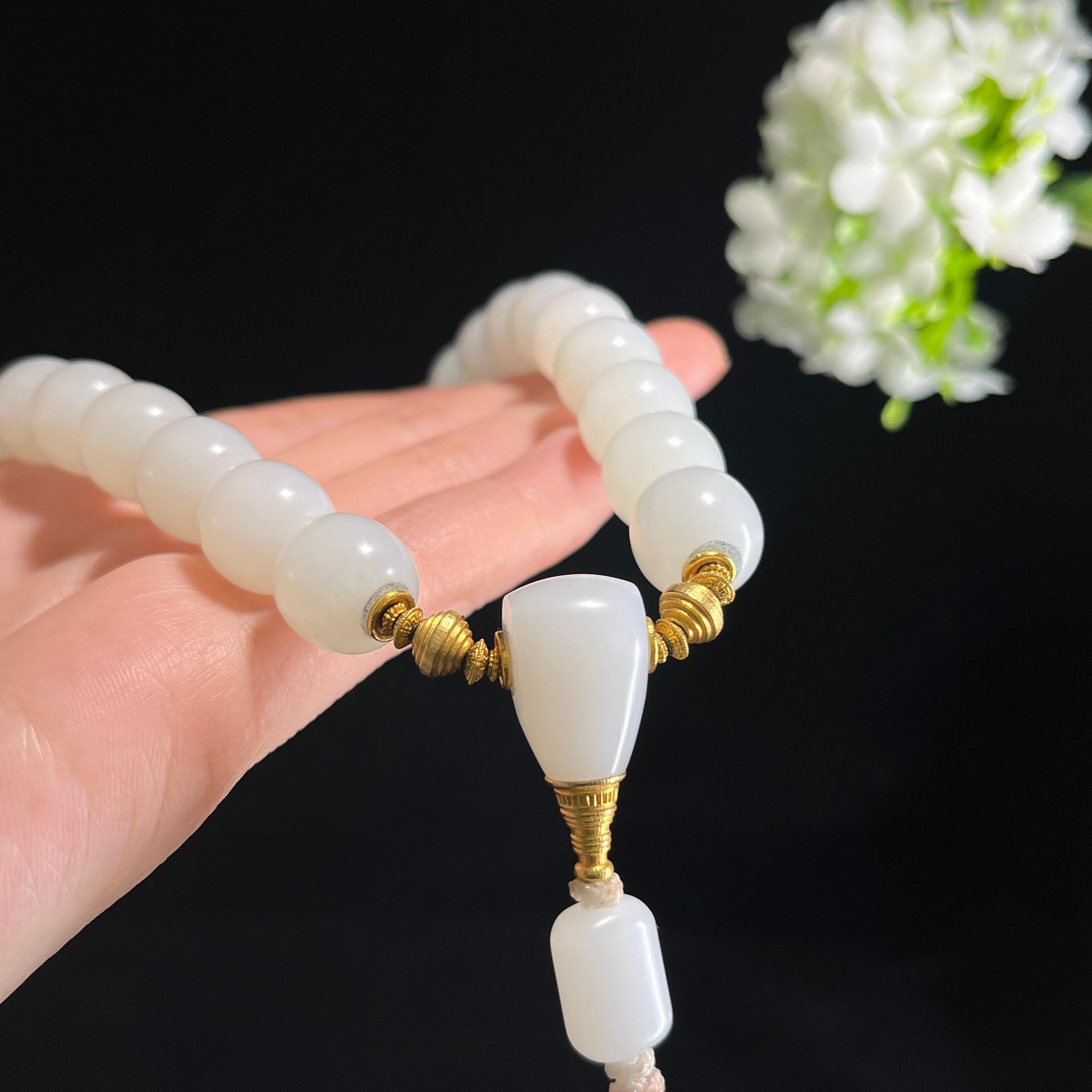 和田玉羊脂白玉“霜弦萦环”老型珠手持（yc349505）