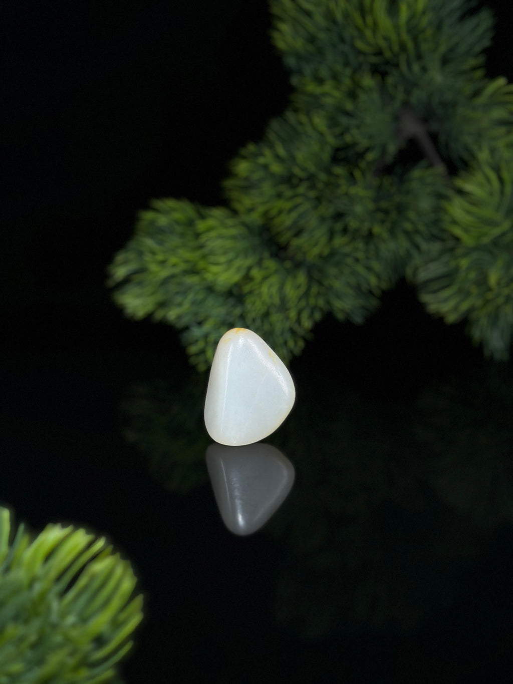 新疆和田玉白玉聚黄皮珍品挂件籽（yc505178）
