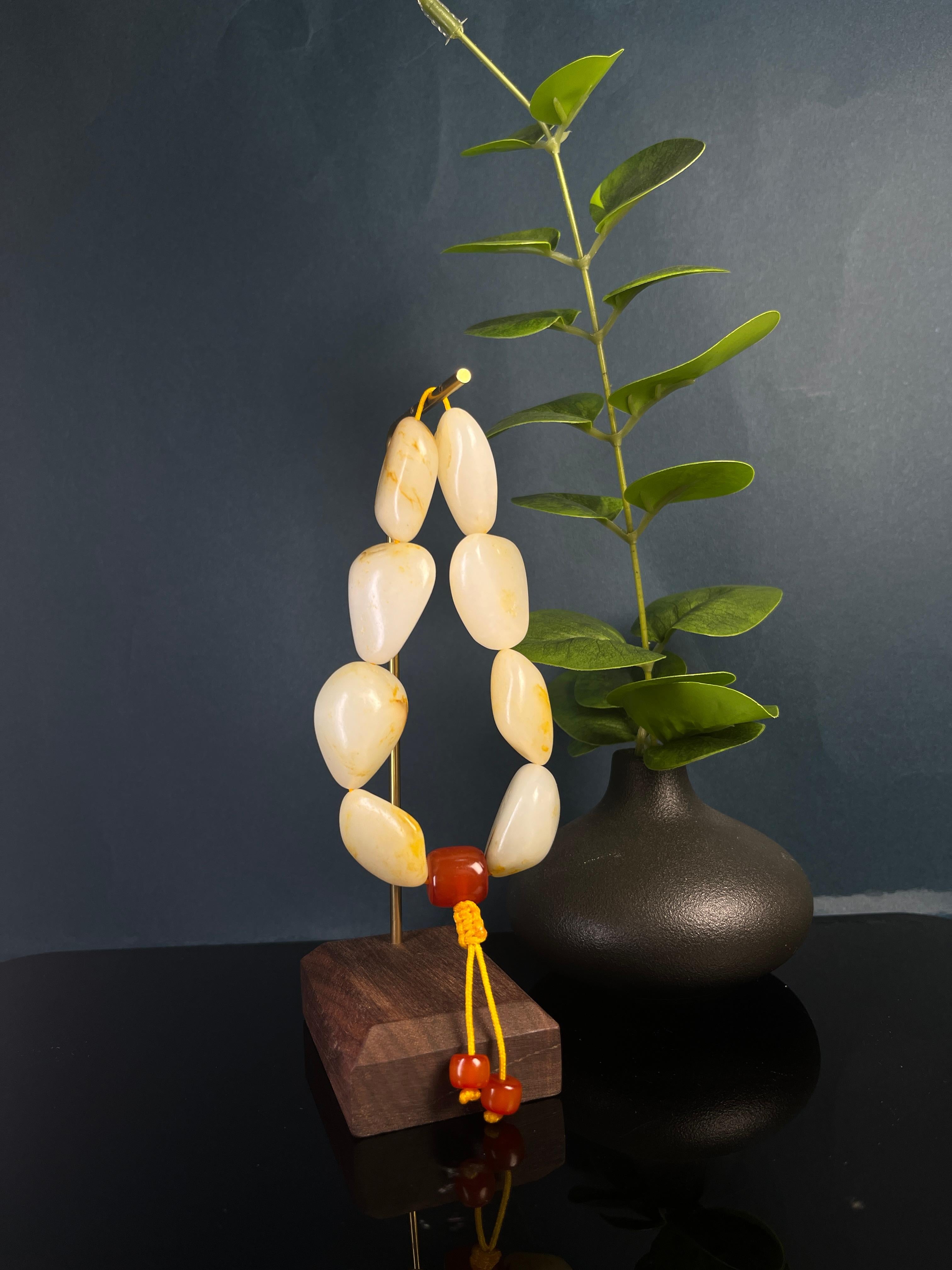 新疆和田玉洒金皮大籽白玉籽料原石手链（yc223469） – 添福玉器