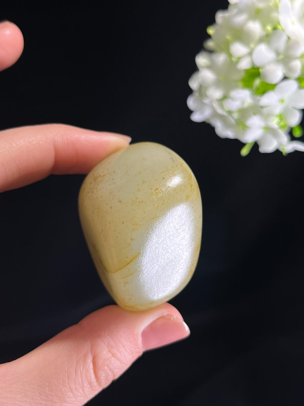 新疆天然和田玉“玉脂栖黄”洒金皮籽料原石（yc277064）