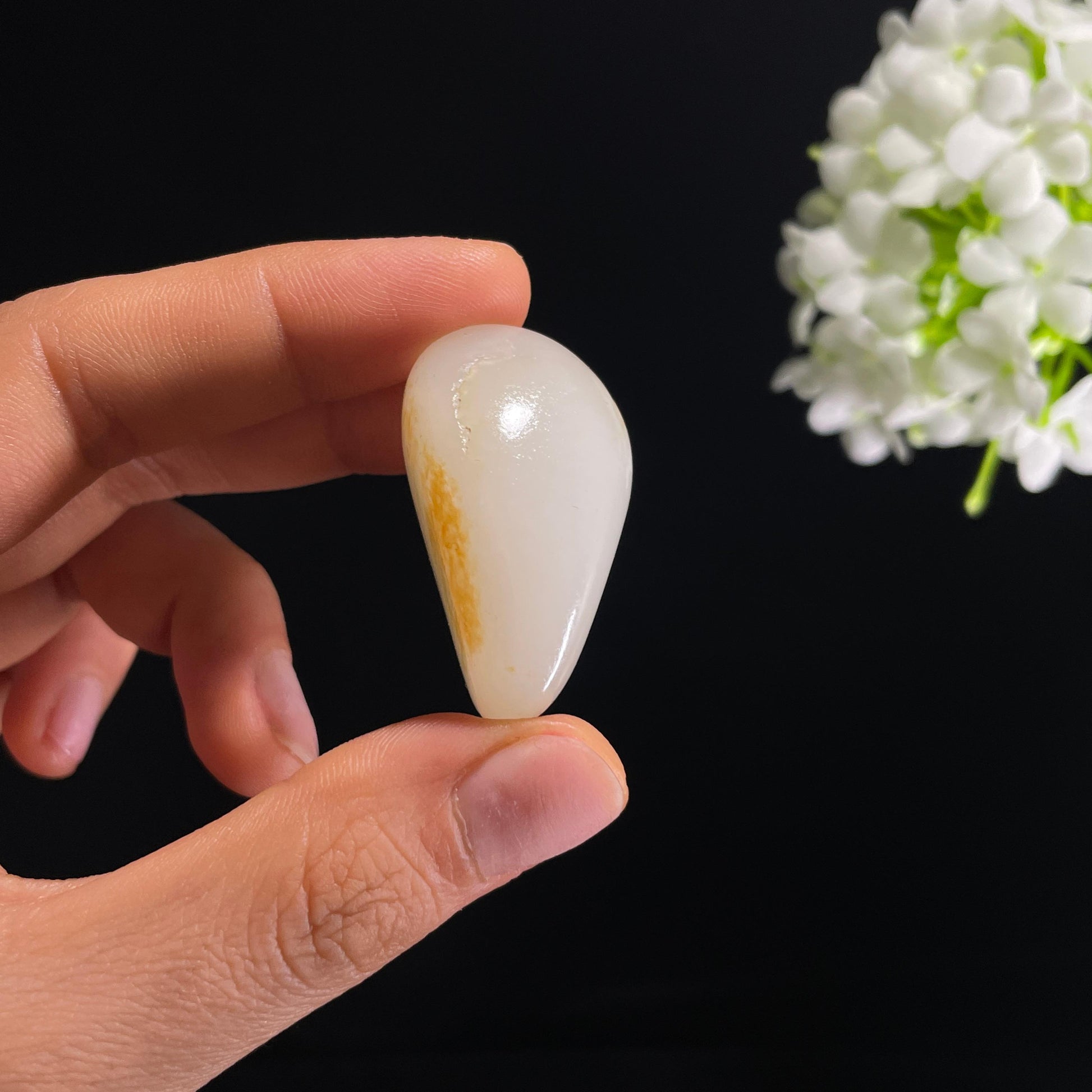 和田玉白玉“雪落金芒”洒金皮籽料（yc315432）
