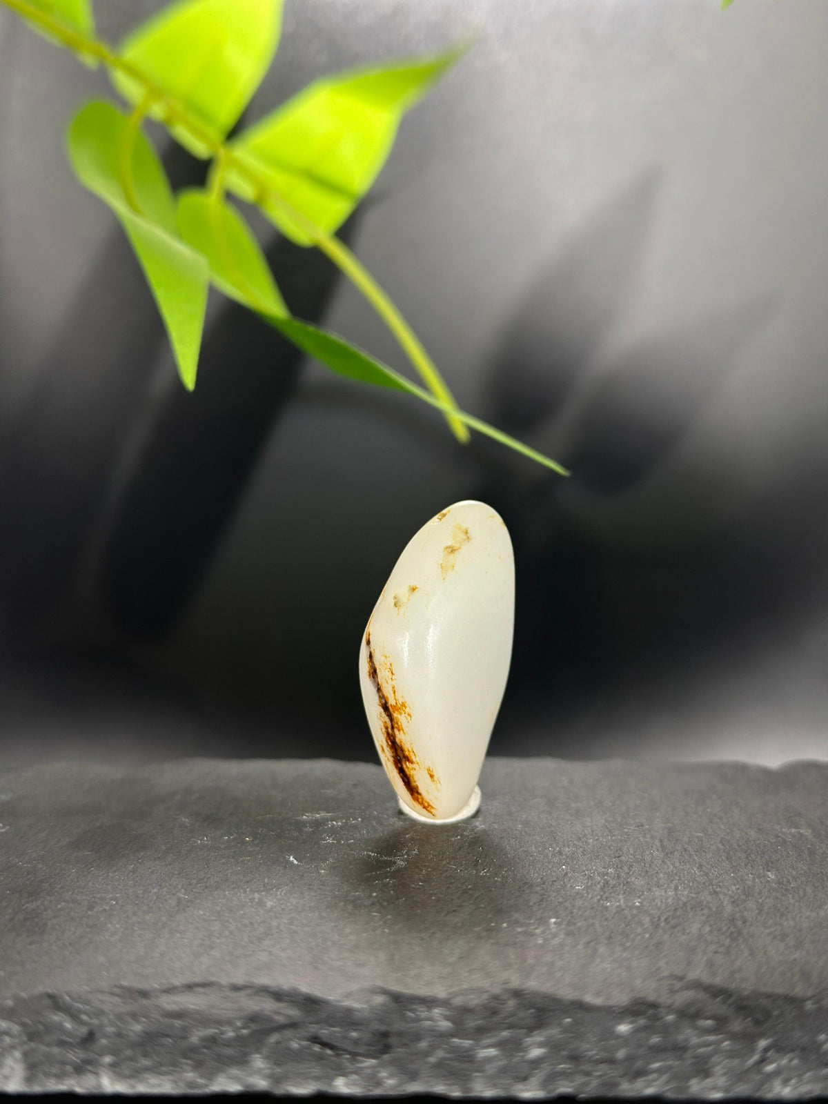 和田玉.一线红皮籽料裹一身脂白（yc783859）