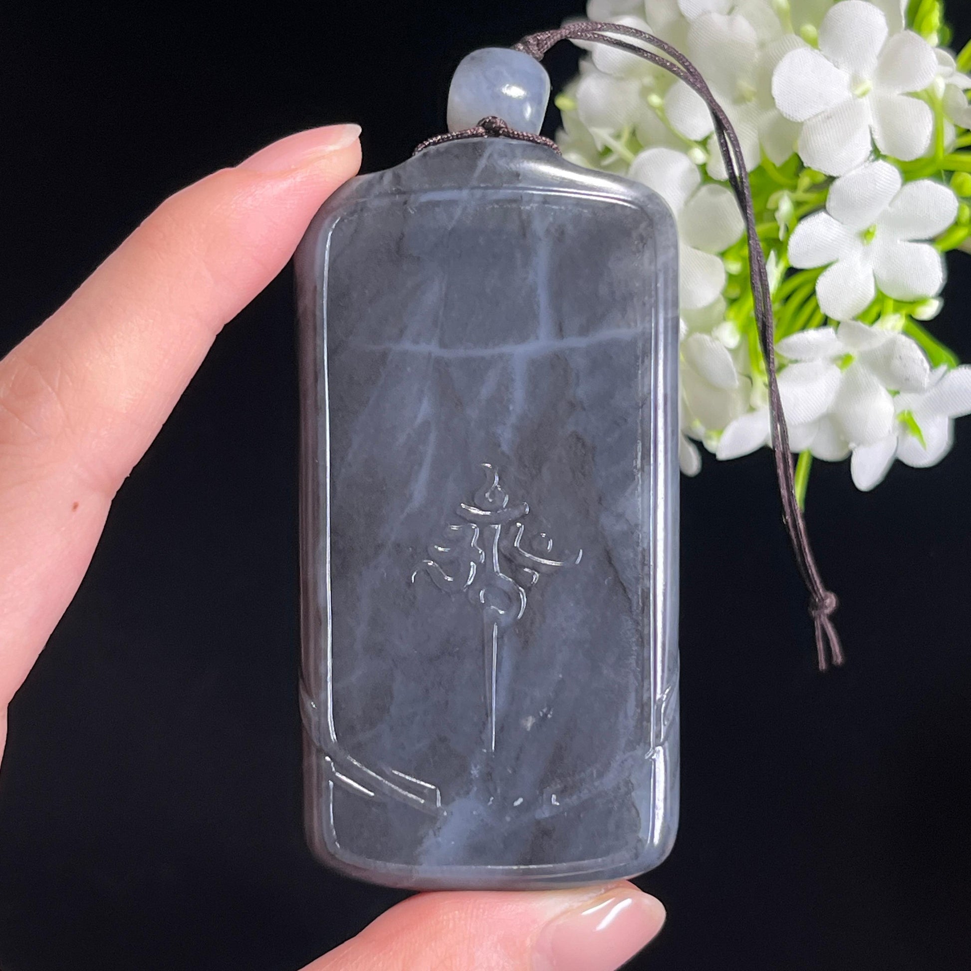 天然和田玉“墨海听禅”籽料青花平安无事牌（yc339127）