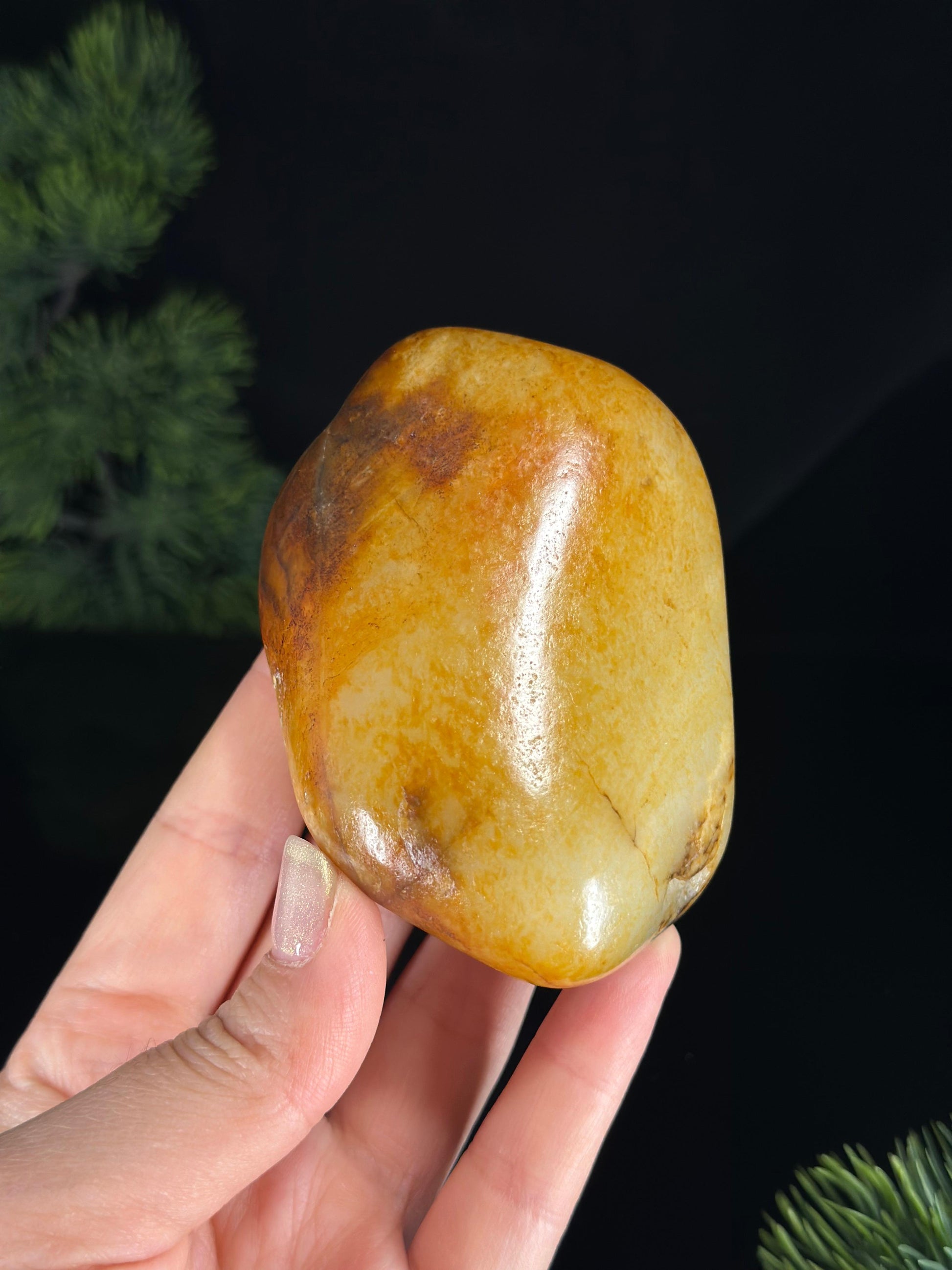 新疆和田玉“金麓藏烟”高青白黄沁皮籽料（yc458034）