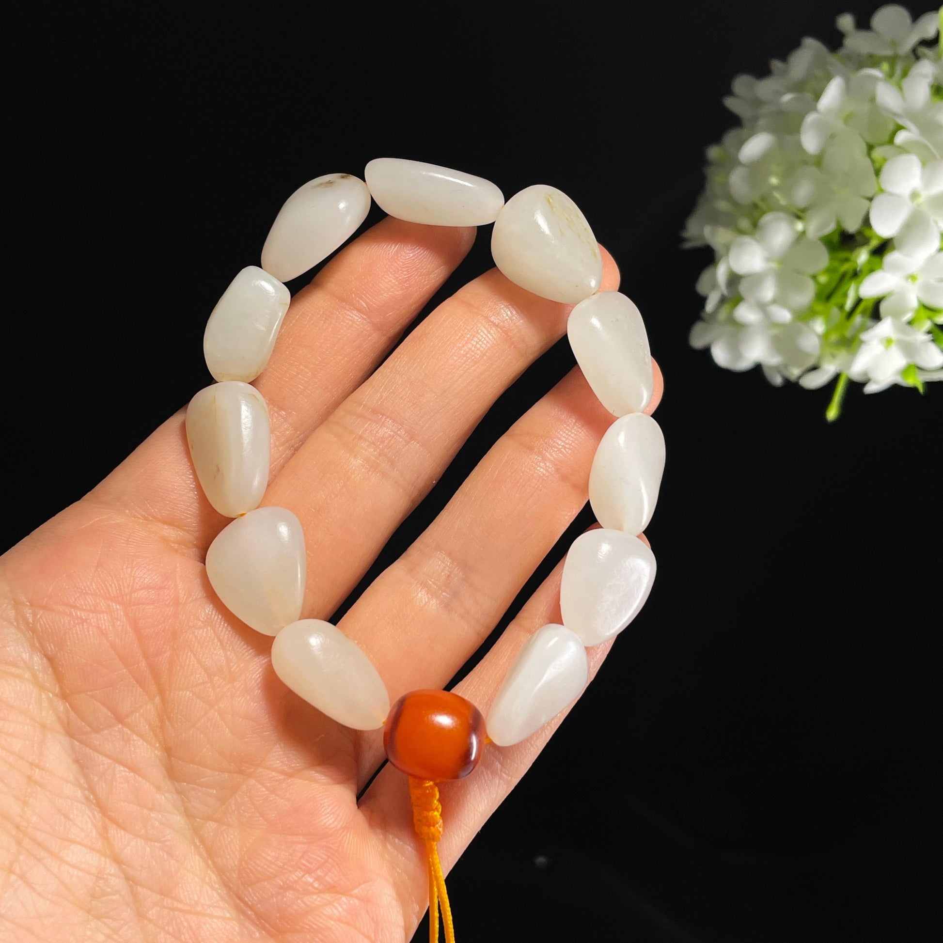 新疆天然和田玉白玉青白玉浅洒金皮原籽手串（yc355810）