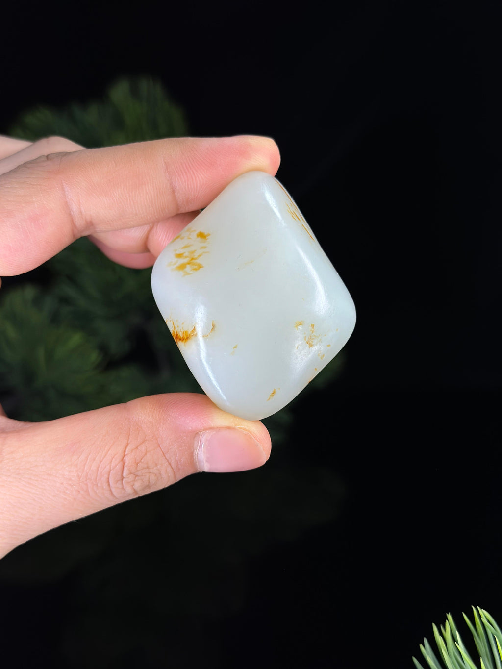 新疆和田玉白玉洒红皮珍品挂件籽（yc469615）