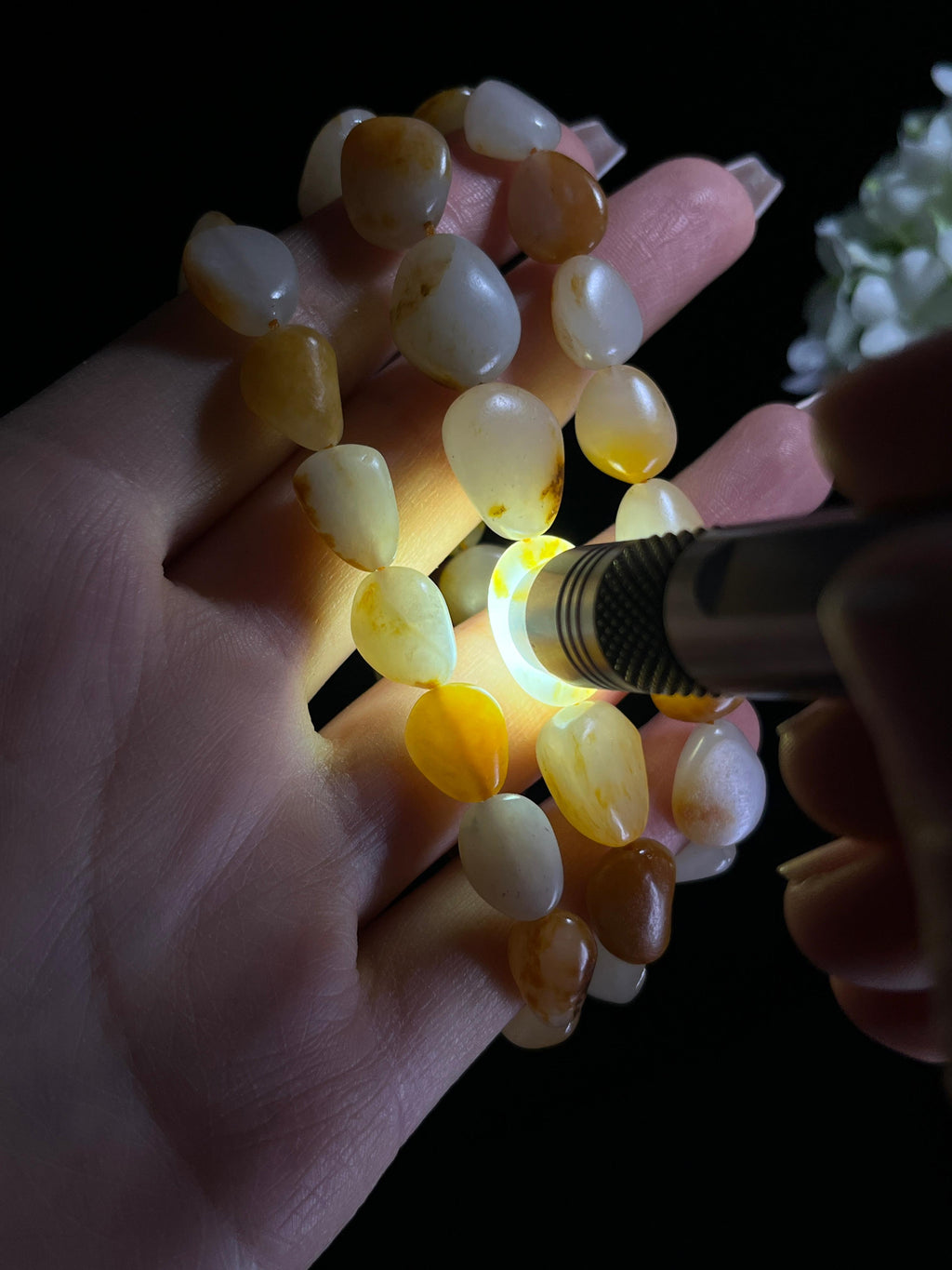 和田玉白玉洒金皮“多籽多福”籽料原石项链（yc260817）