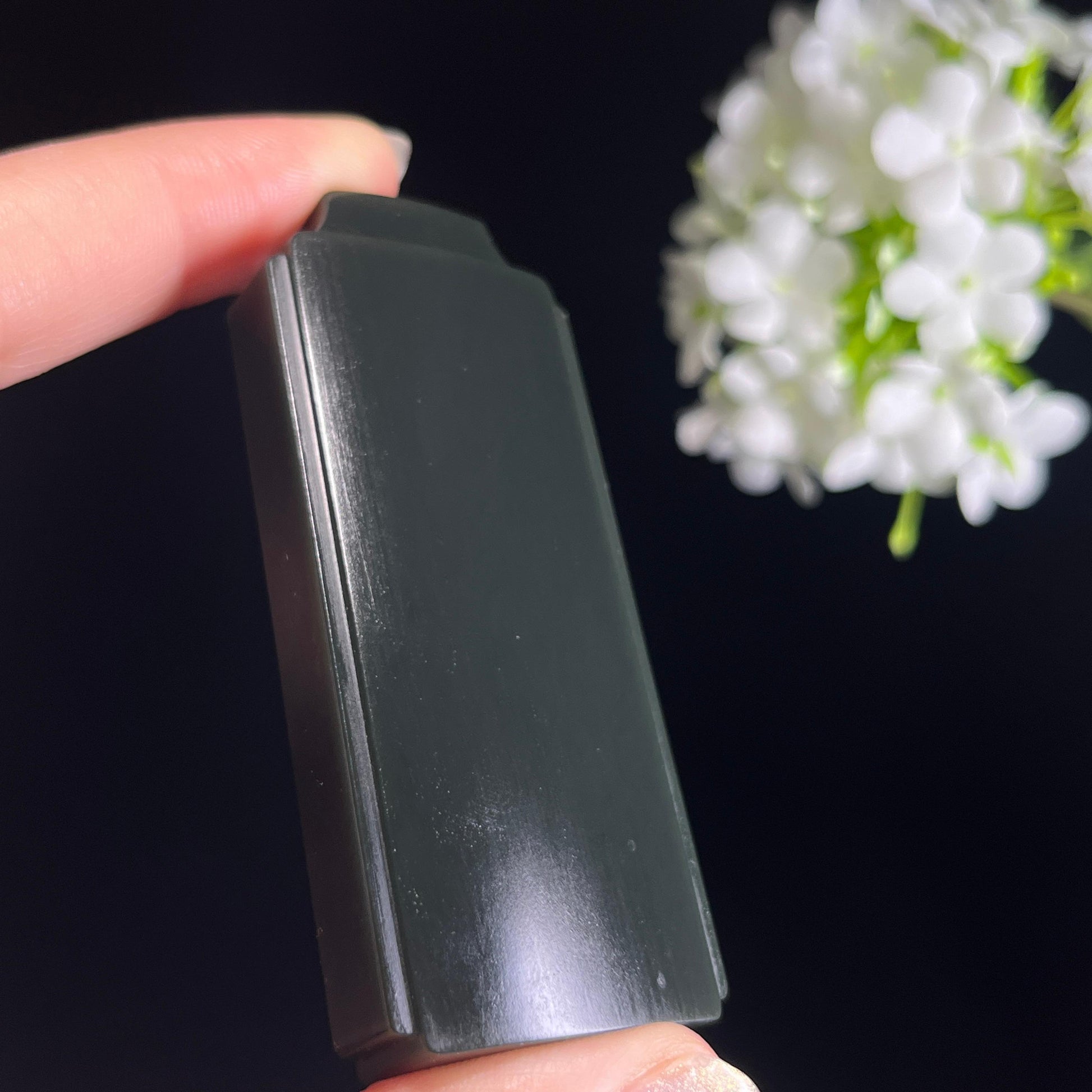 新疆天然和田玉“玄玉凝光”黑青平安无事牌（yc330213）