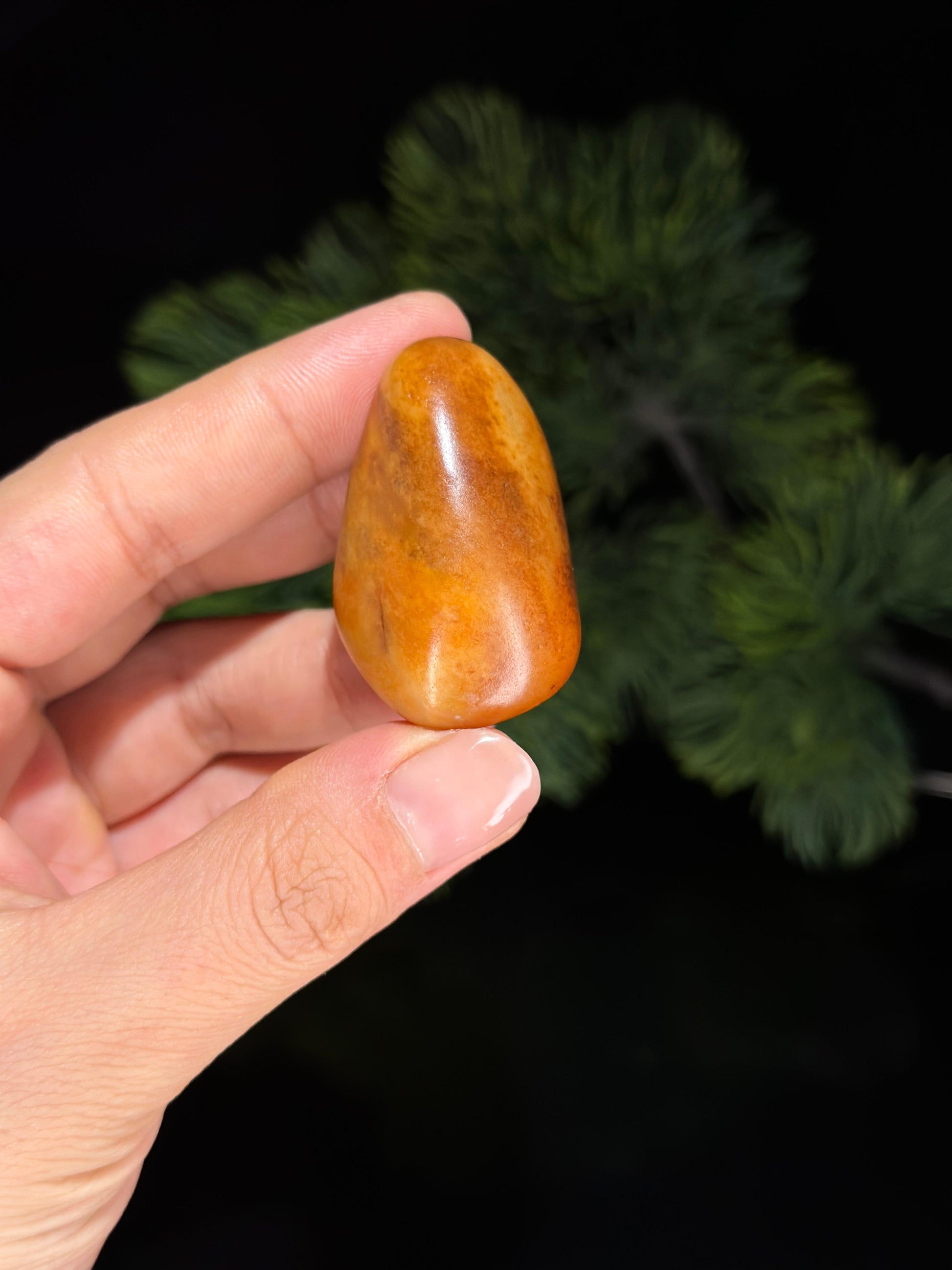 新疆和田玉珍品红沁皮挂件籽（yc506987）