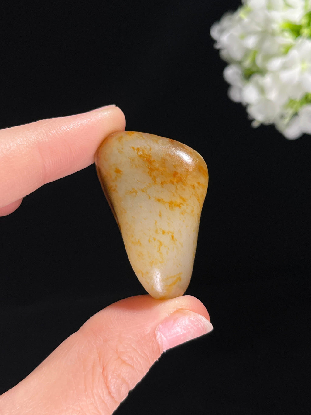 新疆和田玉洒金皮籽料原石（yc255430）