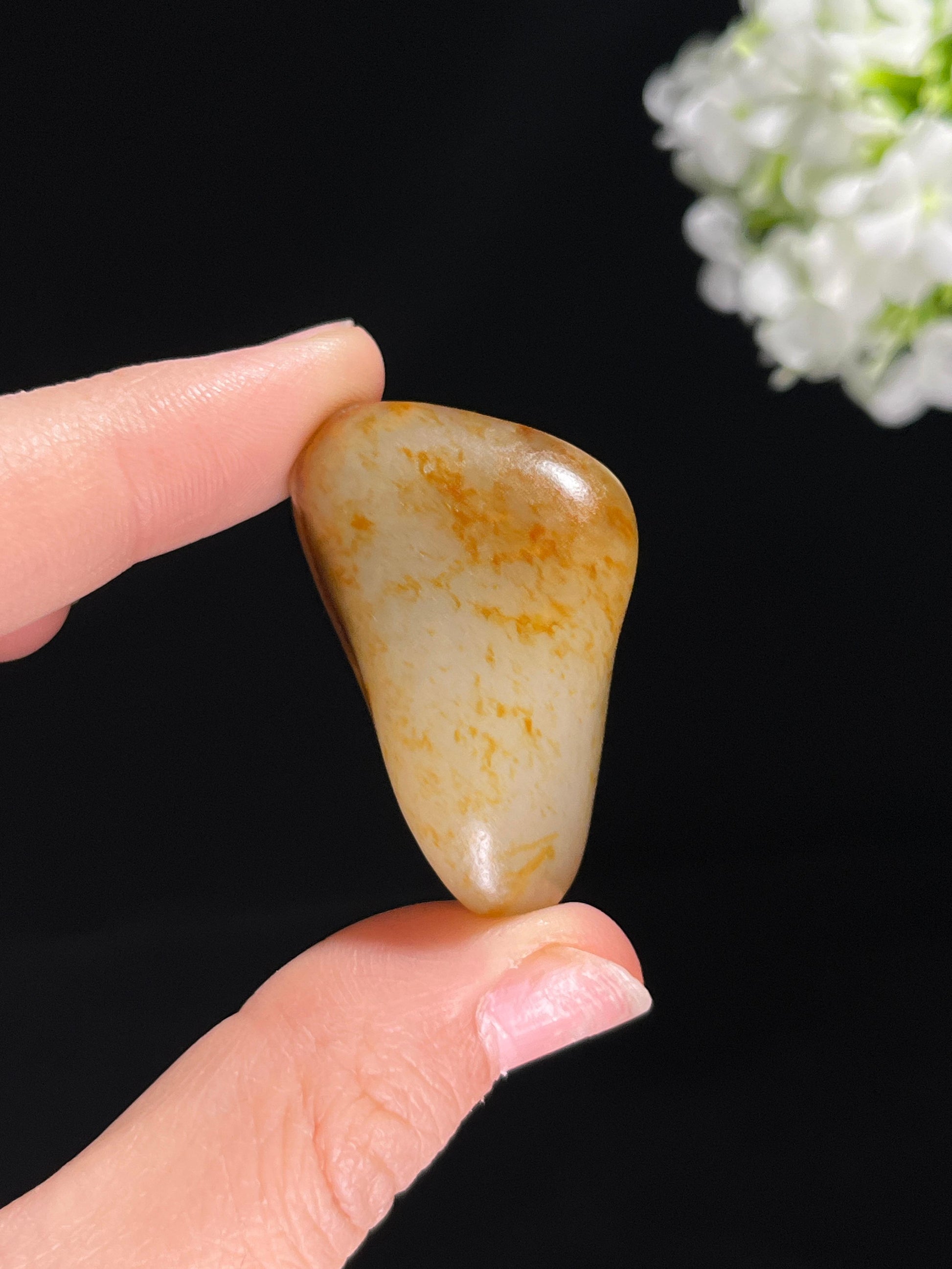 新疆和田玉洒金皮籽料原石（yc255430）