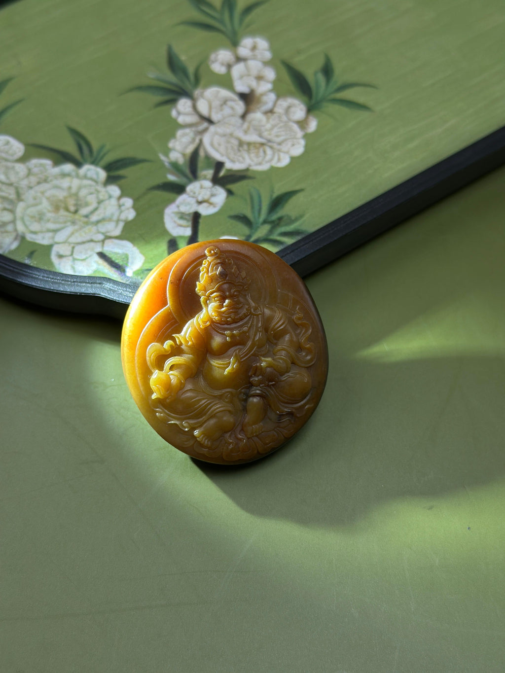 臻品新疆和田玉黄沁籽料黄财神挂件（yc765305）
