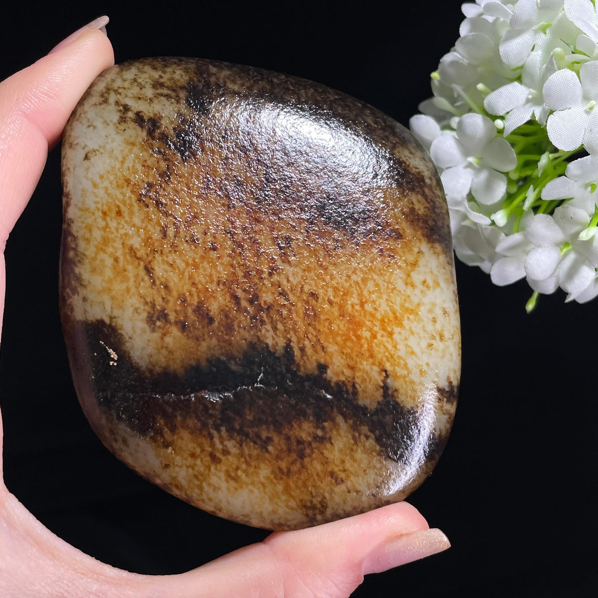 和田玉白玉“暮山秋烟”秋梨皮聚黑皮籽料（yc370116）