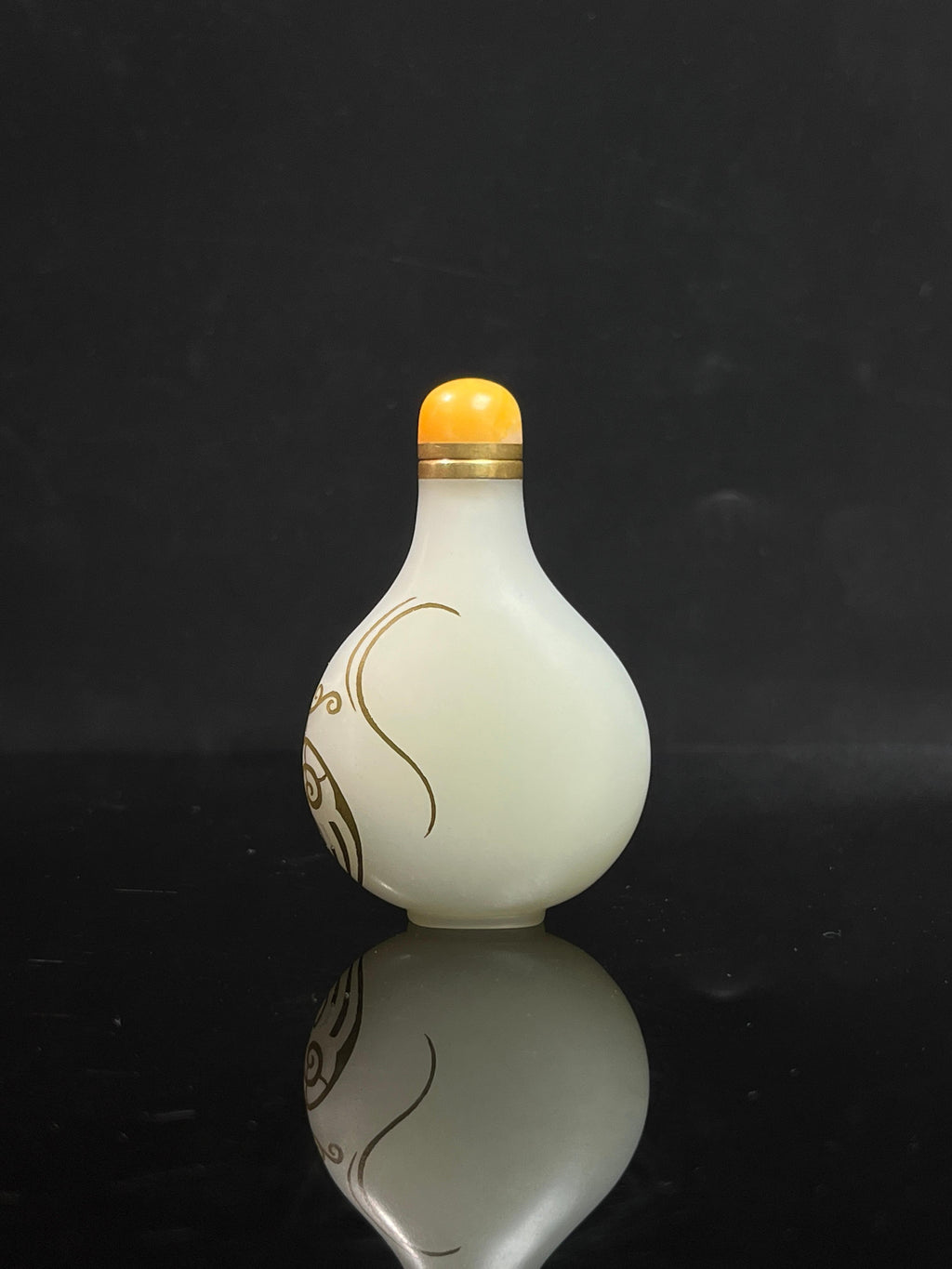 新疆和田玉白玉鼻烟壶（yc240015）