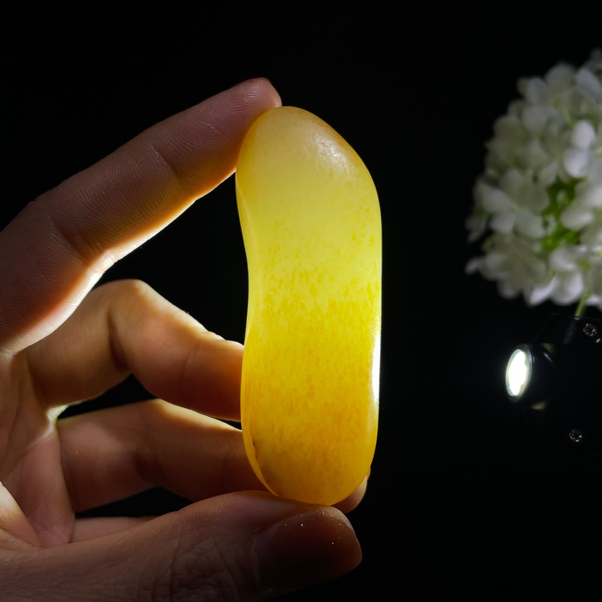 新疆天然和田玉“暖玉含章”洒金皮籽料（yc401226）