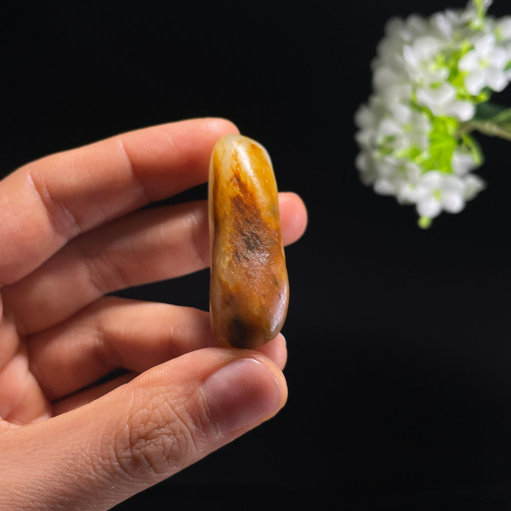 和田玉白玉“一痕金云”黄皮聚红皮籽料（yc324406）