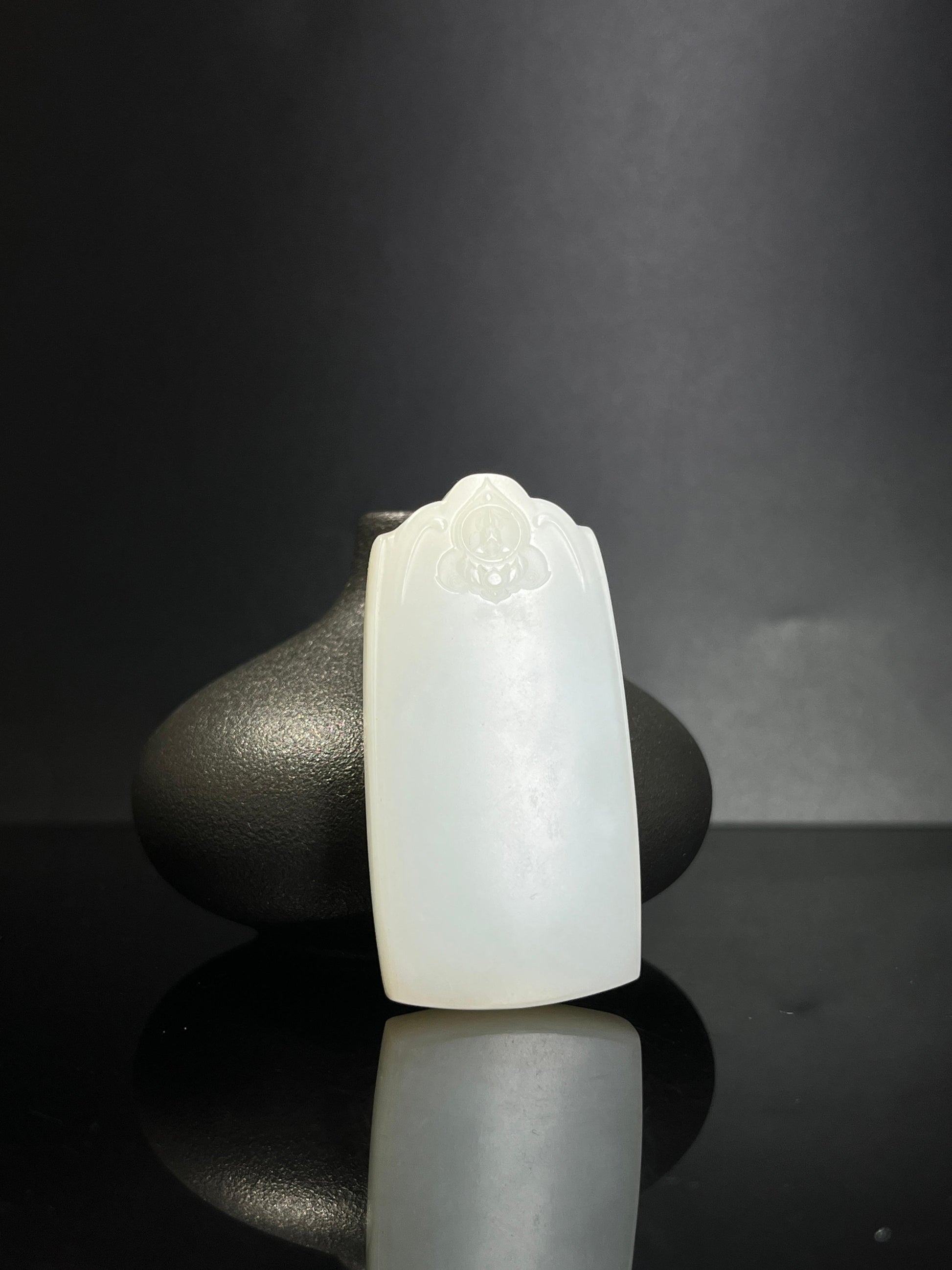 和田玉且末雕刻无相佛题材无事牌（yc240916）