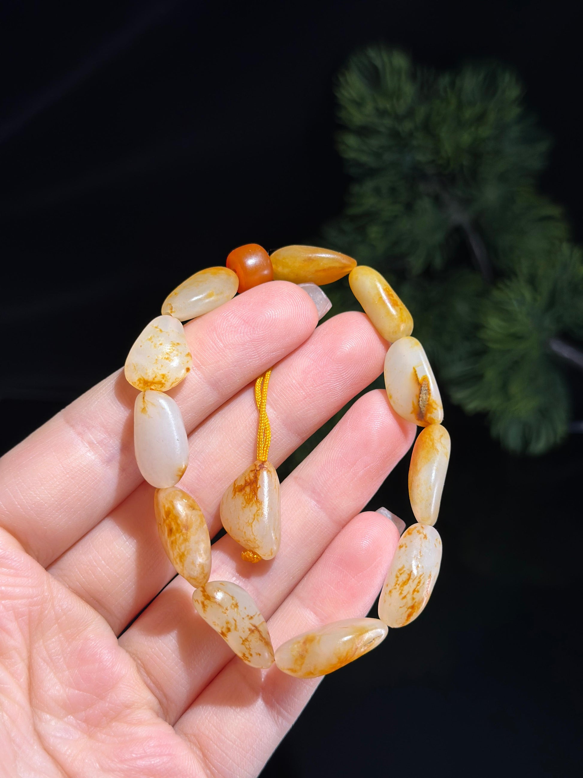 新疆和田玉洒金洒红皮精品原籽手串（12颗）（yc523152）