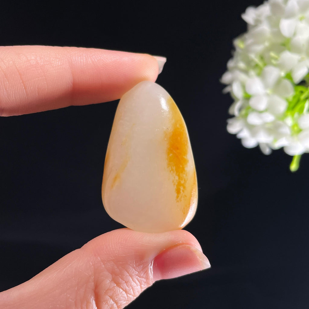 和田玉白玉“秋来霜露”聚红皮籽料（yc408796）