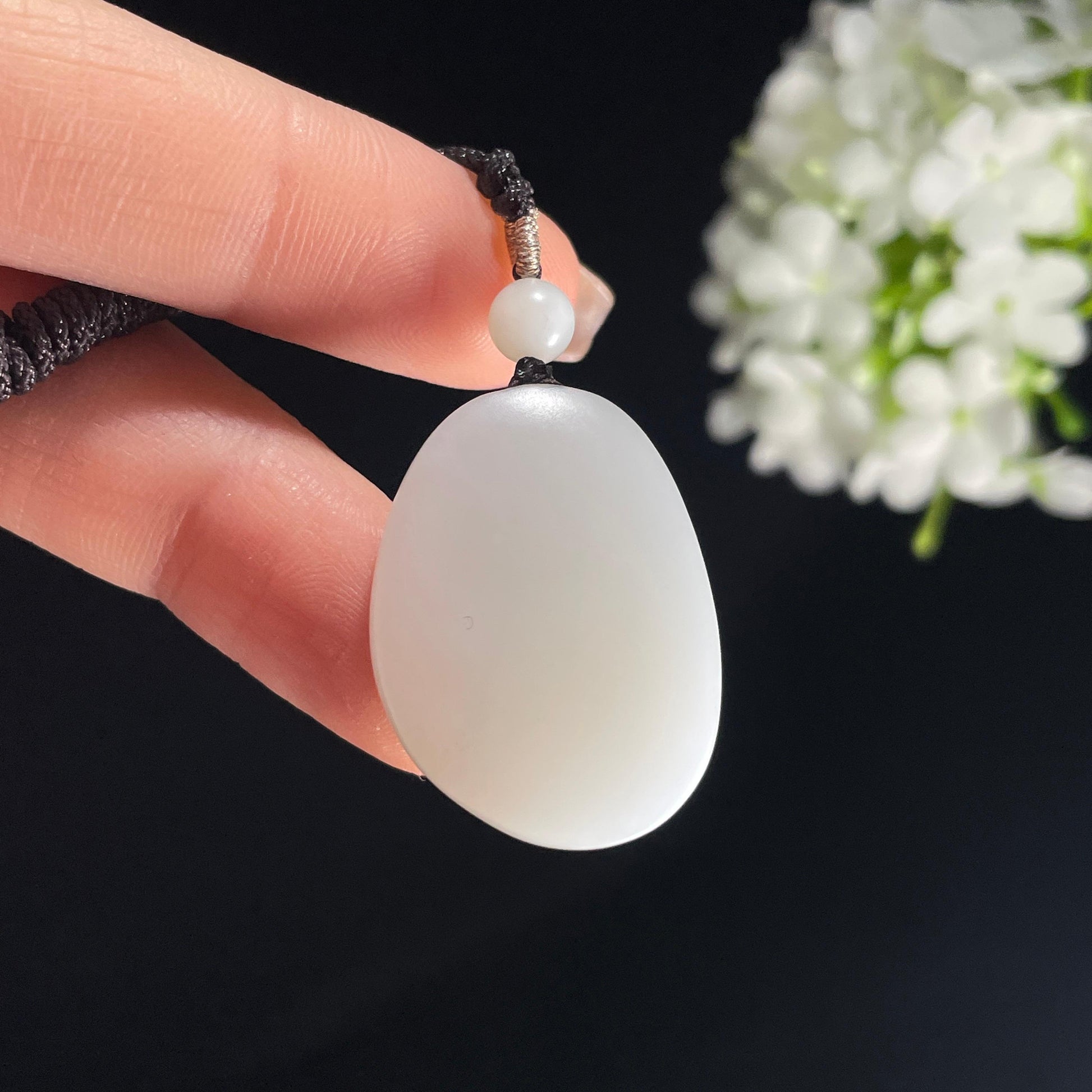 和田玉米达料白玉荷花挂件（yc385521）